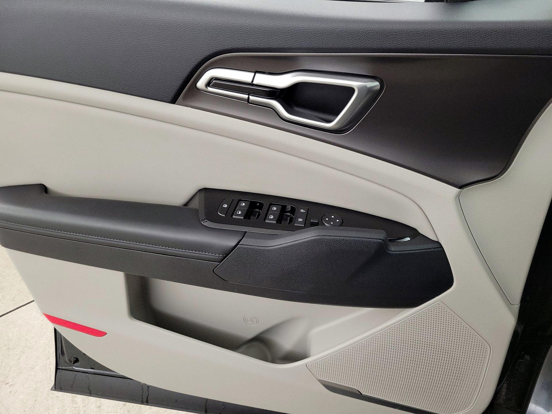 Thumbnail: 2024 Kia Sportage - 12