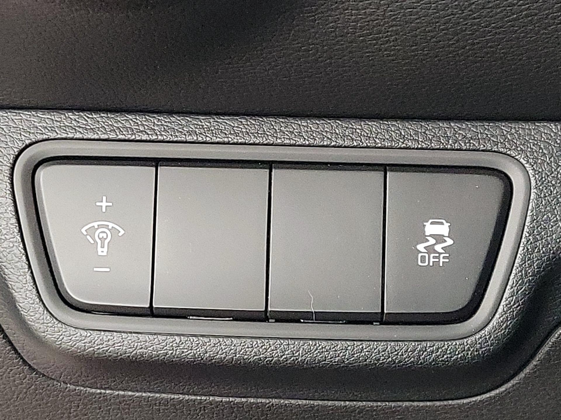 Thumbnail: 2024 Kia Forte - 13