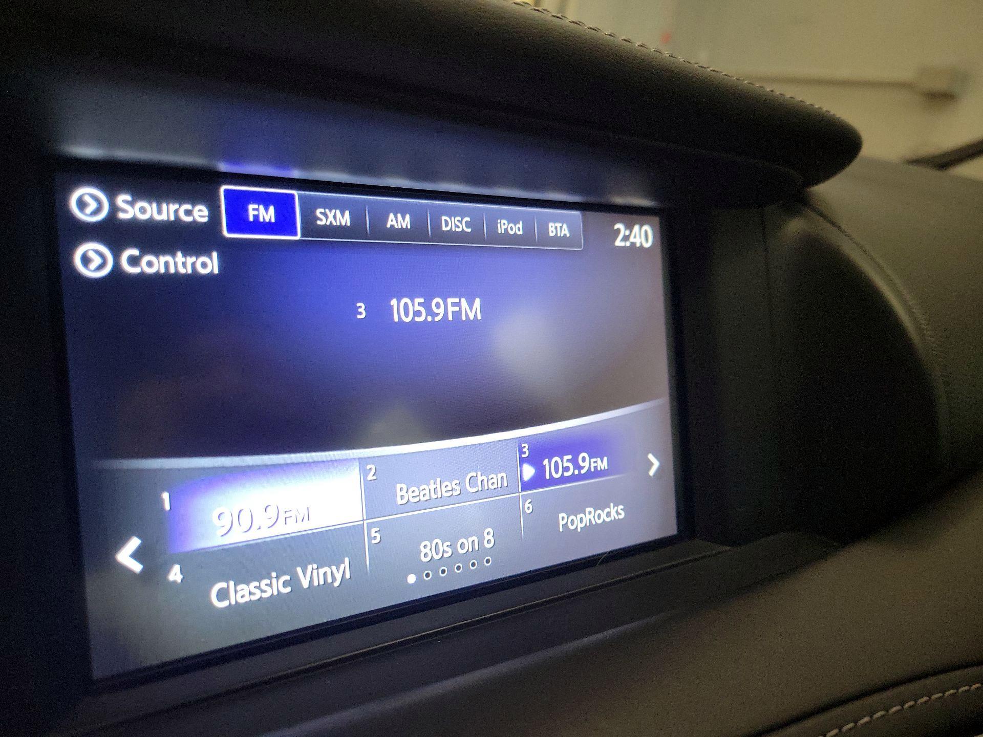 Thumbnail: 2017 INFINITI QX30 - 16