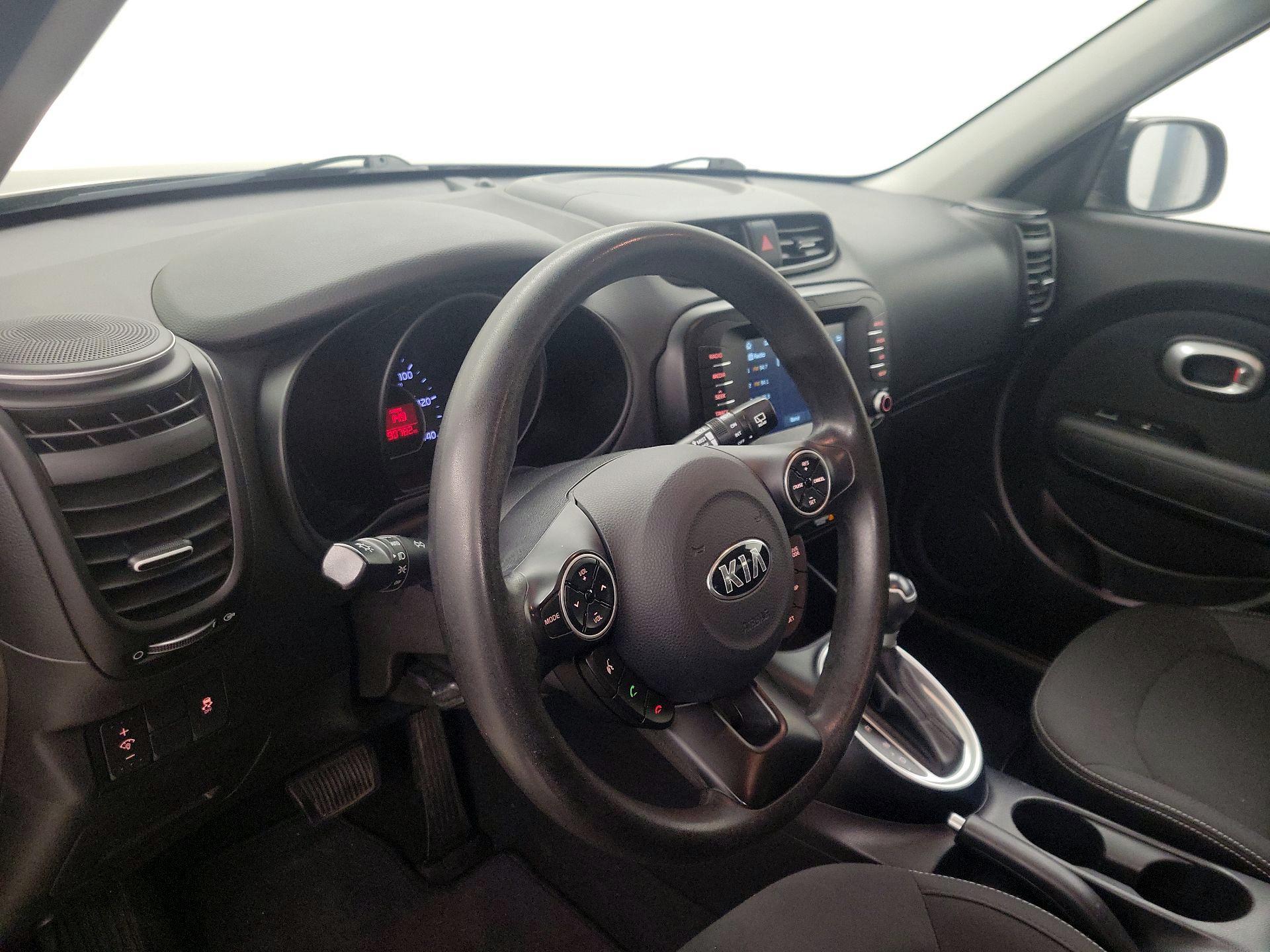 Thumbnail: 2019 Kia Soul - 9