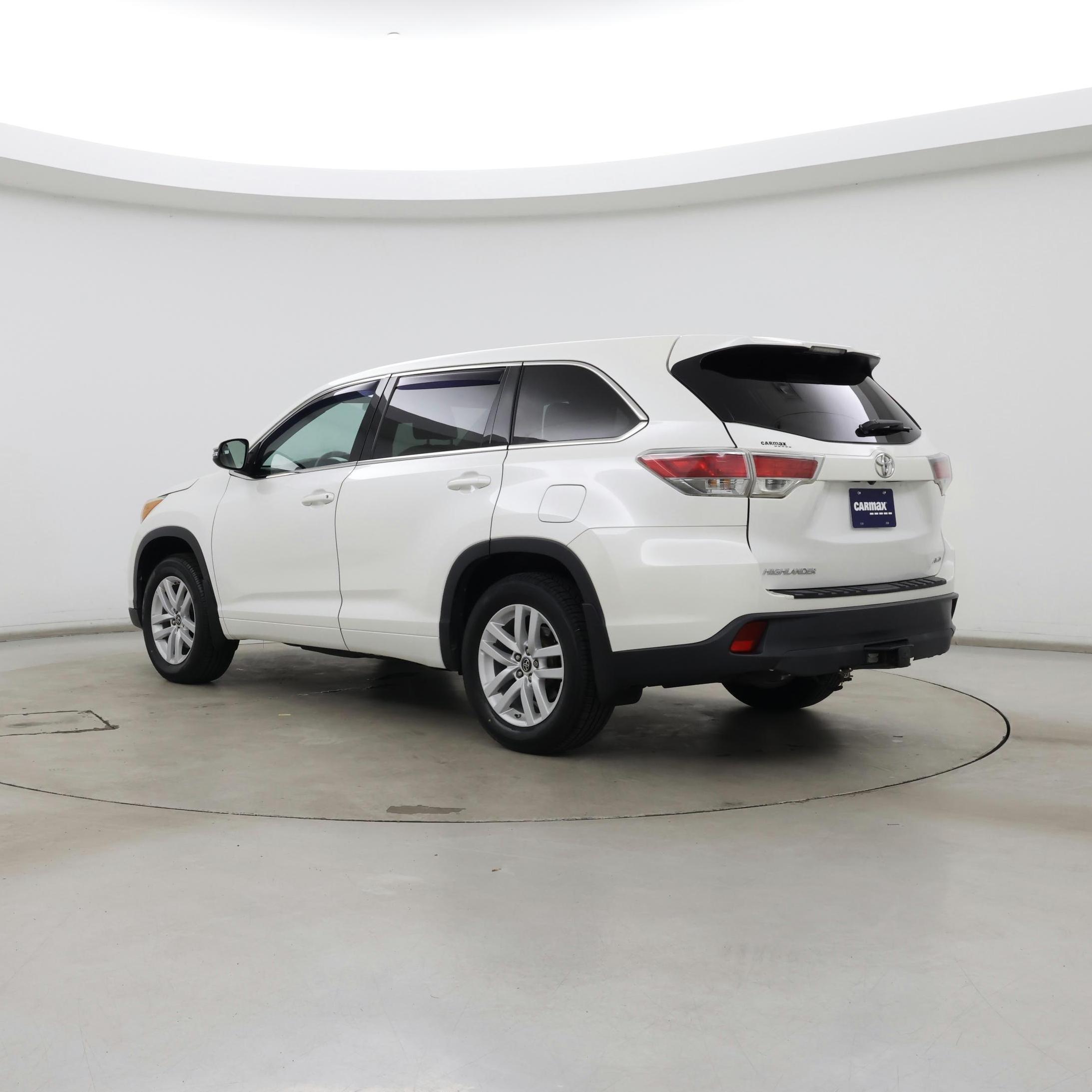 Thumbnail: 2016 Toyota Highlander - 2