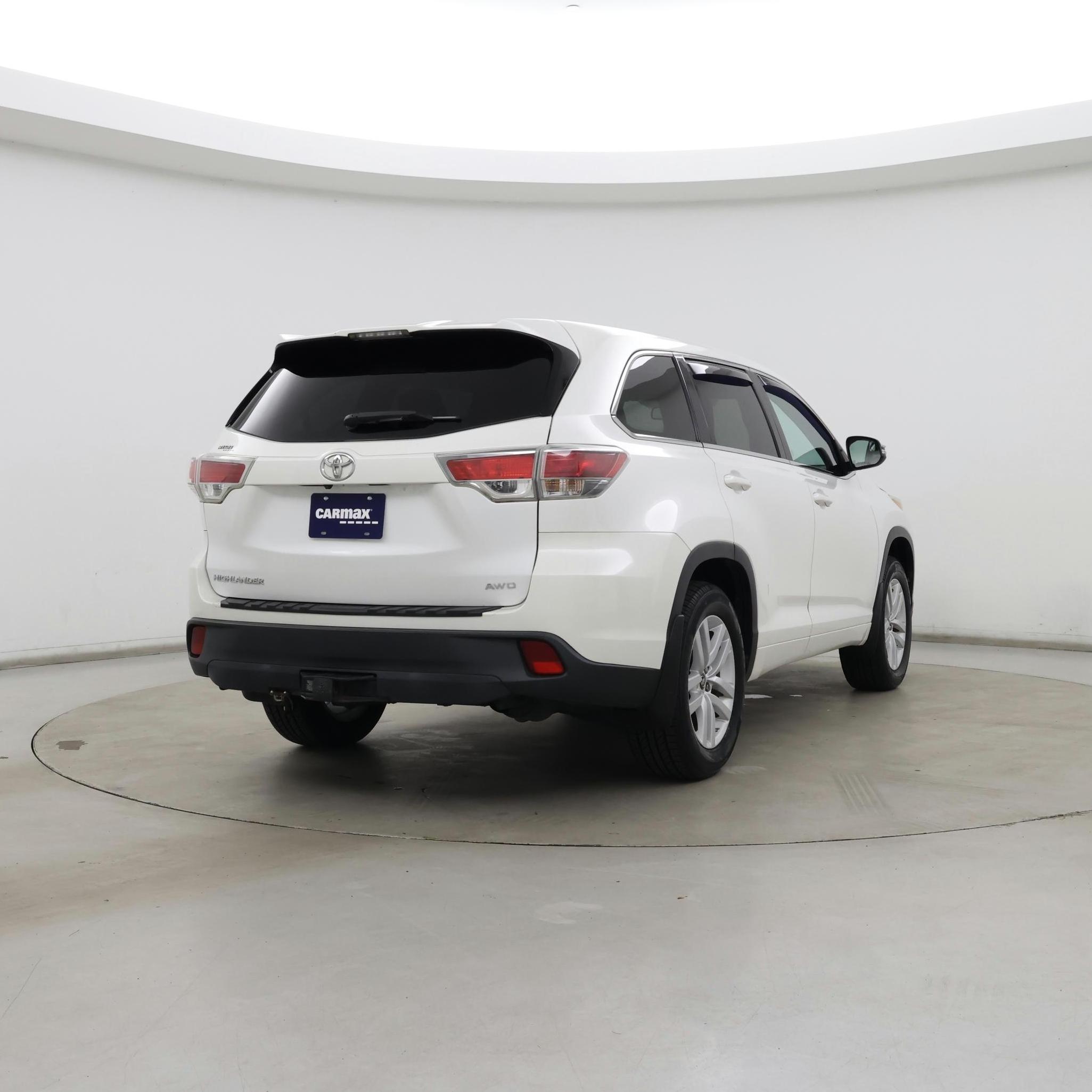 Thumbnail: 2016 Toyota Highlander - 8
