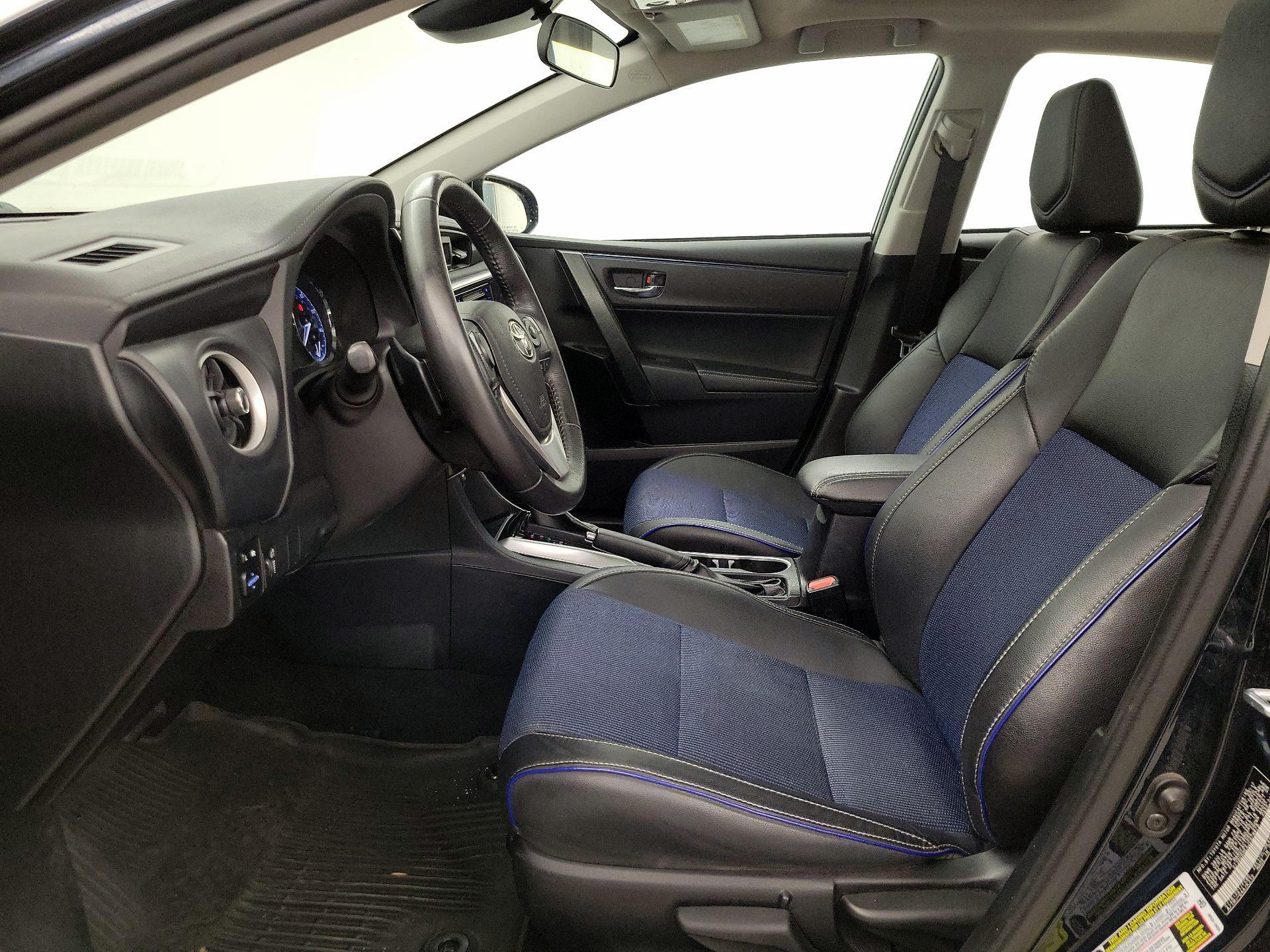 Thumbnail: 2018 Toyota Corolla - 11