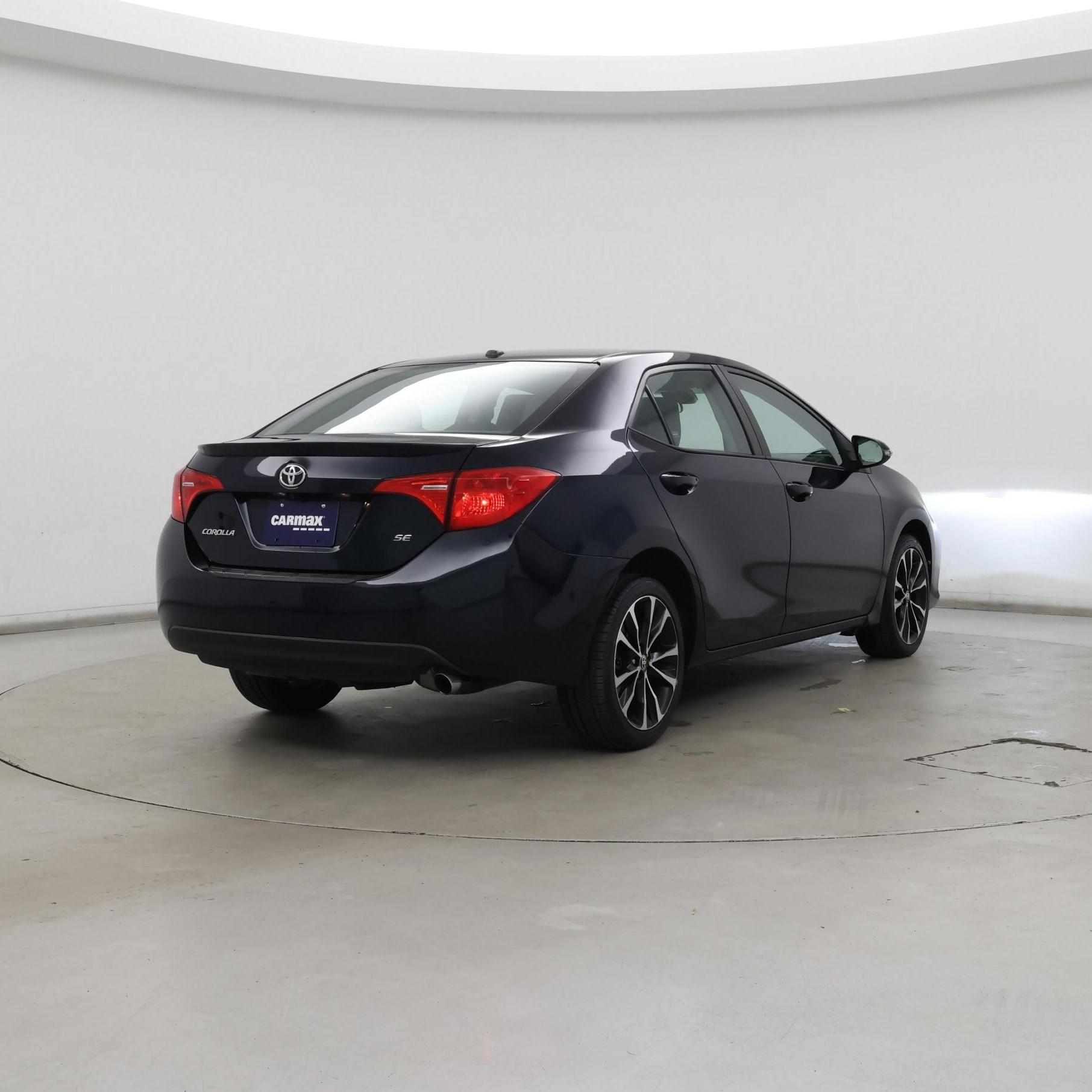 Thumbnail: 2018 Toyota Corolla - 8