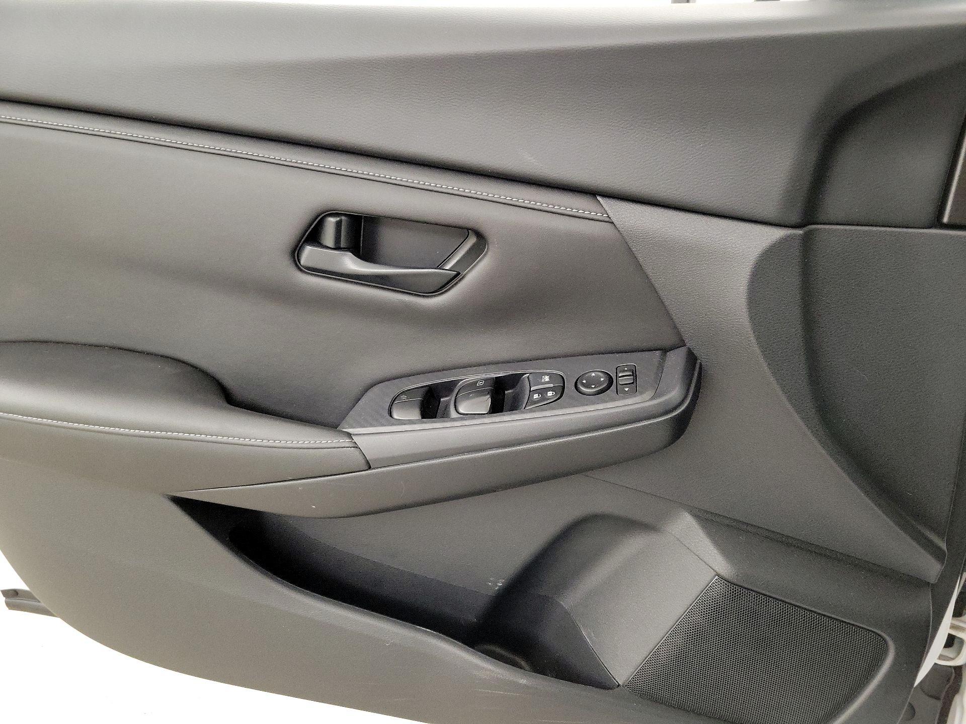 Thumbnail: 2024 Nissan Sentra - 12