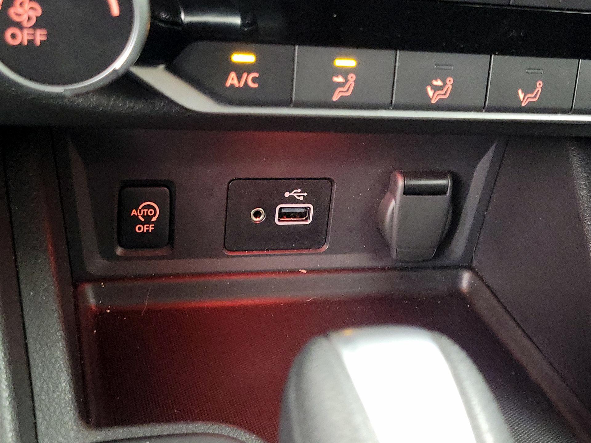 Thumbnail: 2024 Nissan Sentra - 18