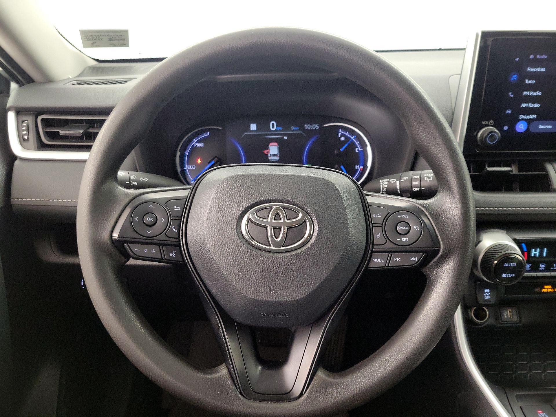 Thumbnail: 2024 Toyota RAV4 - 10