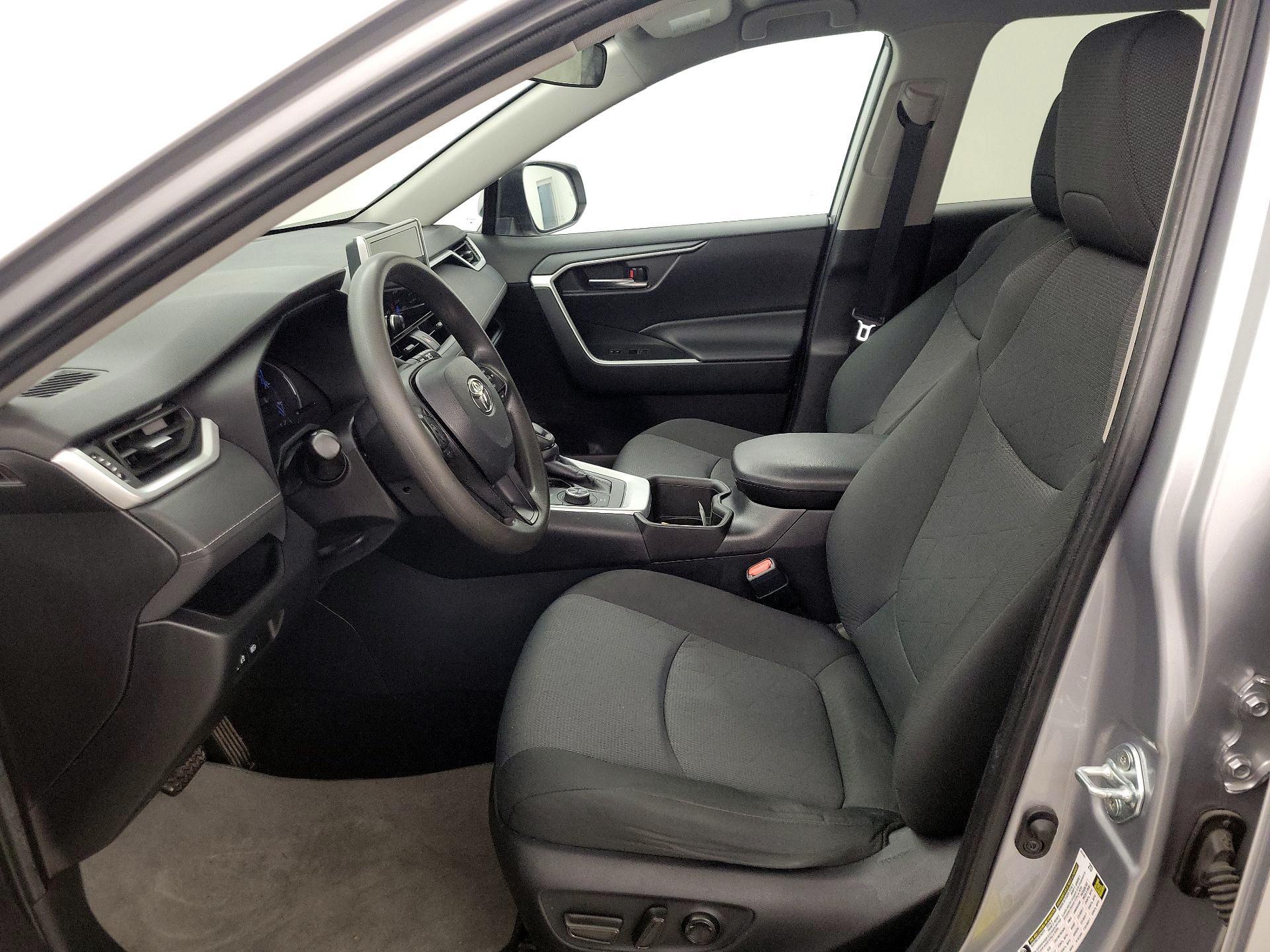 Thumbnail: 2024 Toyota RAV4 - 11