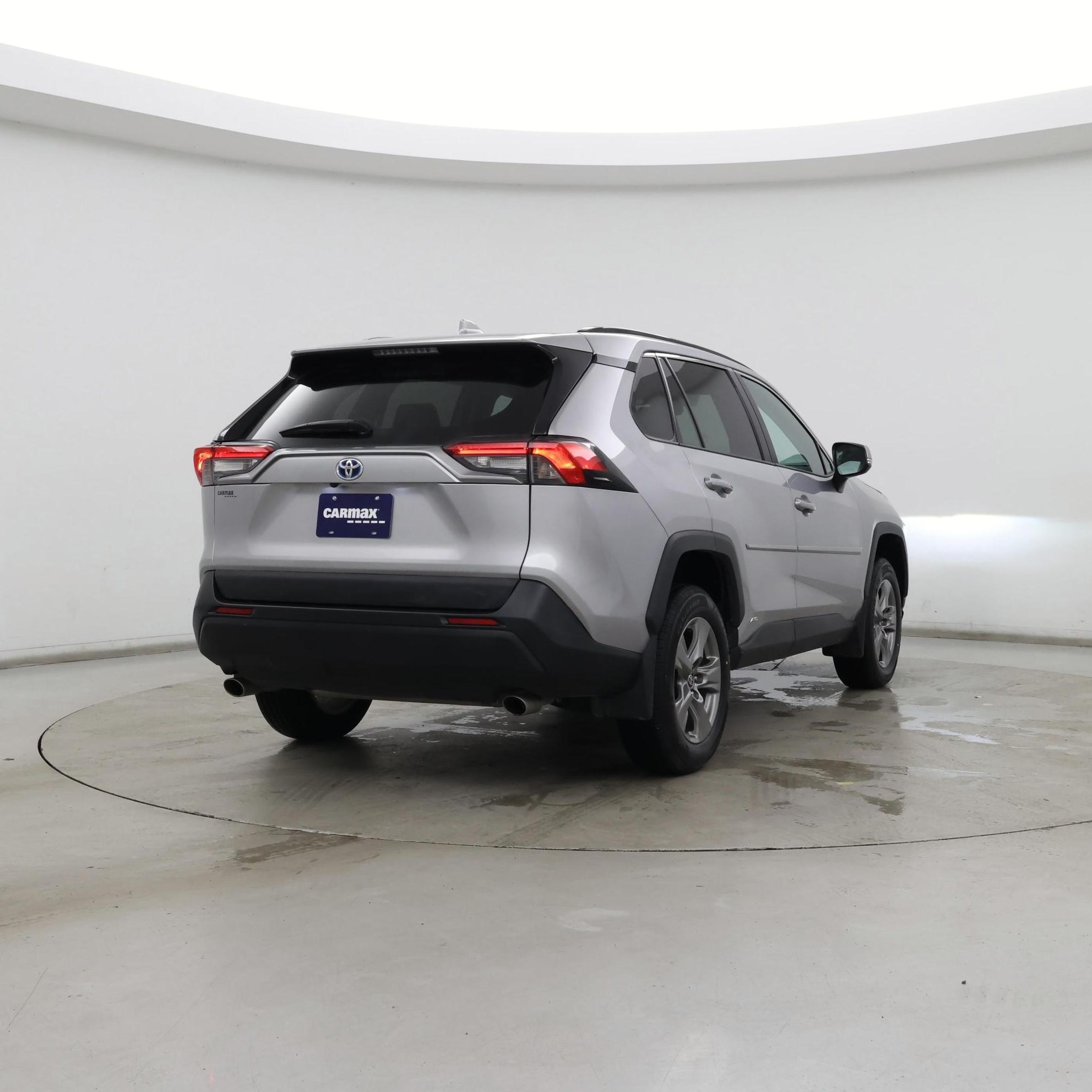 Thumbnail: 2024 Toyota RAV4 - 8