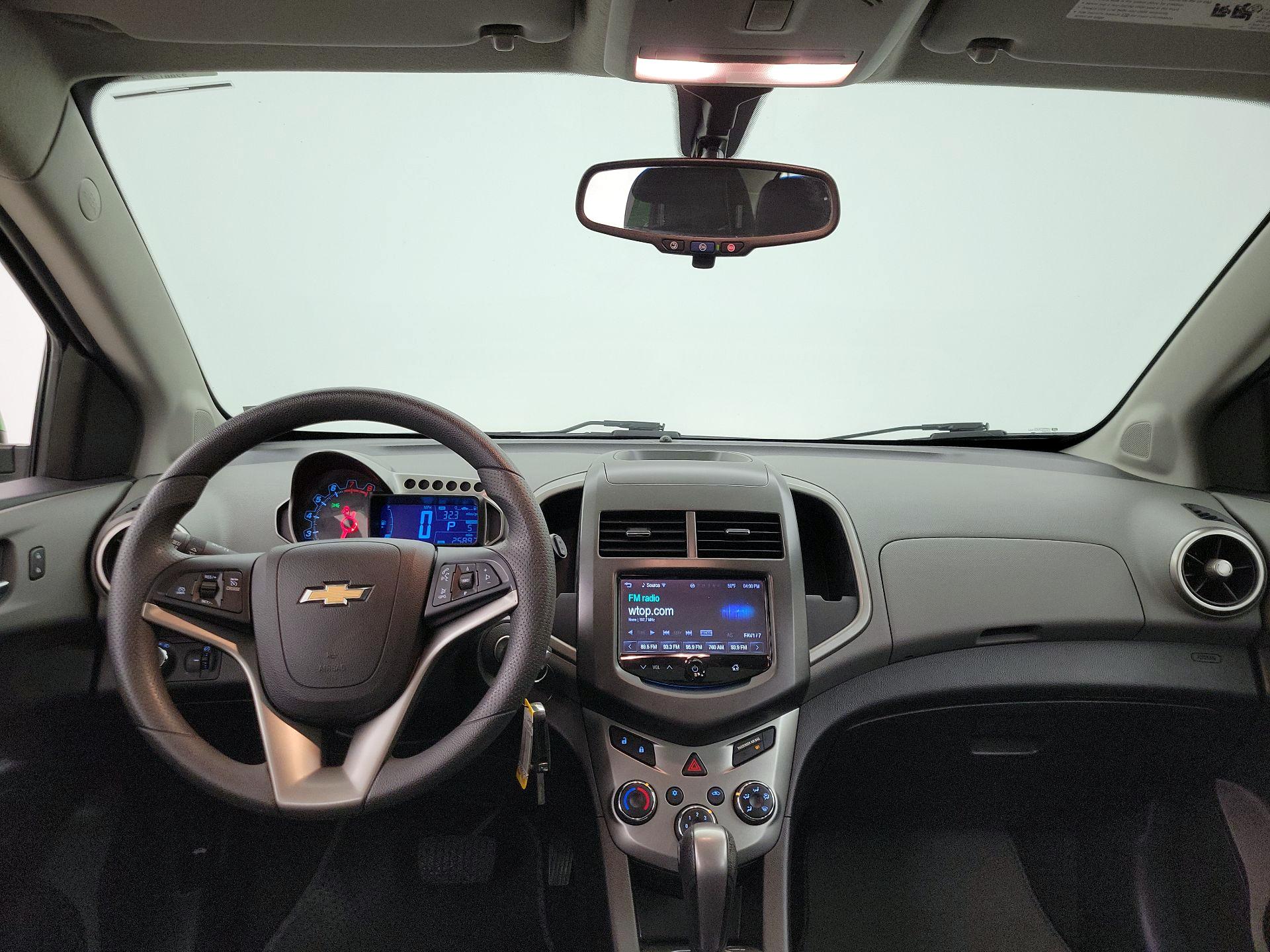 Thumbnail: 2015 Chevrolet Sonic - 9