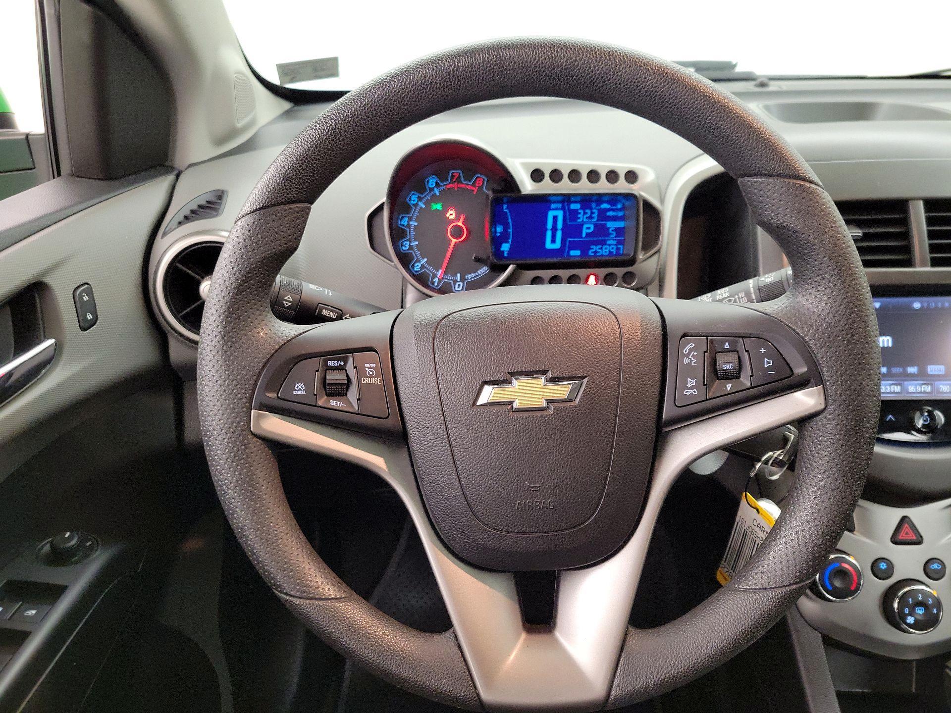 Thumbnail: 2015 Chevrolet Sonic - 10