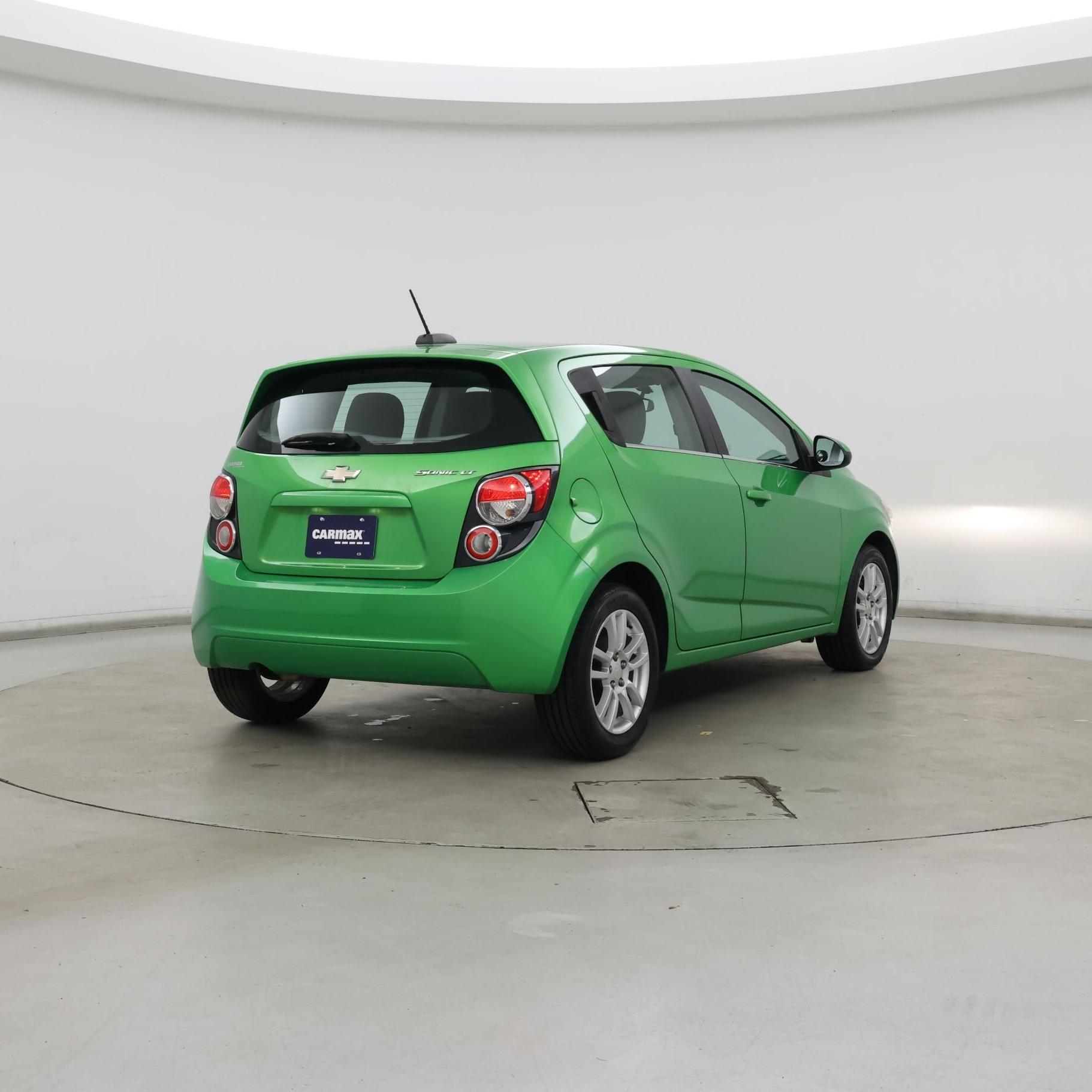 Thumbnail: 2015 Chevrolet Sonic - 8