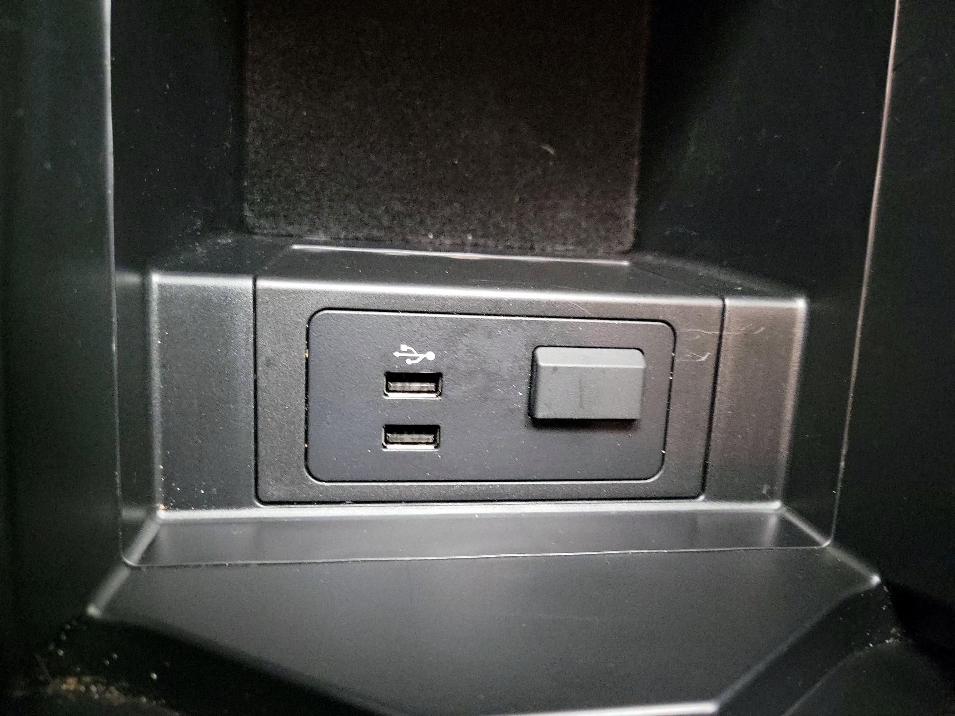 Thumbnail: 2023 Mazda CX-9 - 18