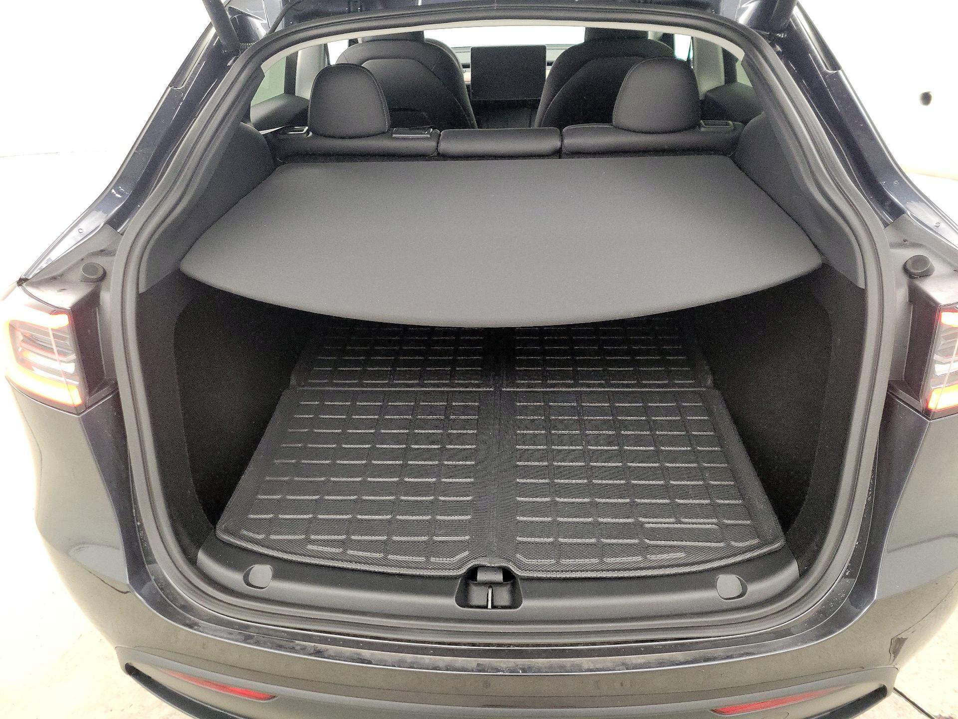 Thumbnail: 2025 Tesla Model Y - 19