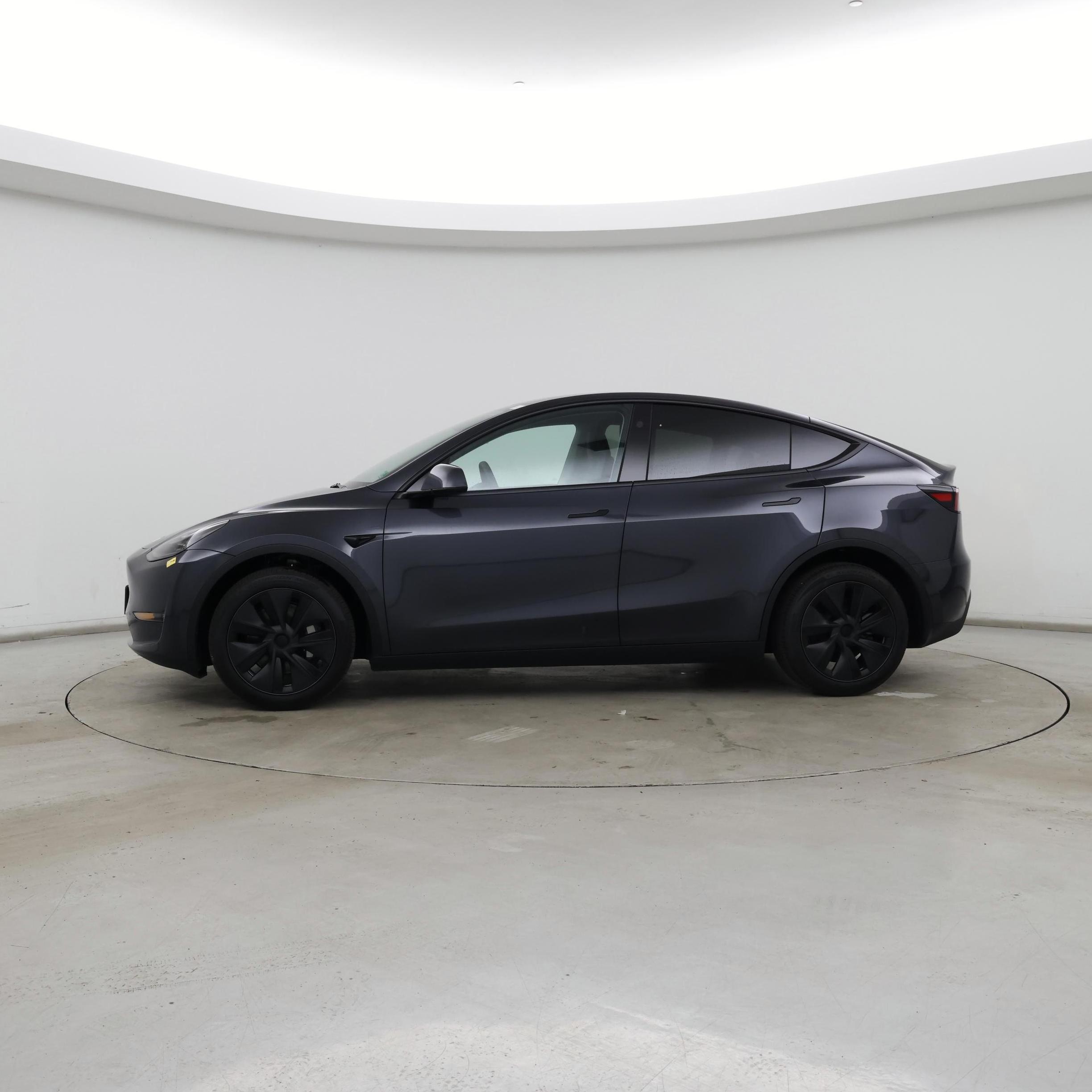 Thumbnail: 2025 Tesla Model Y - 3