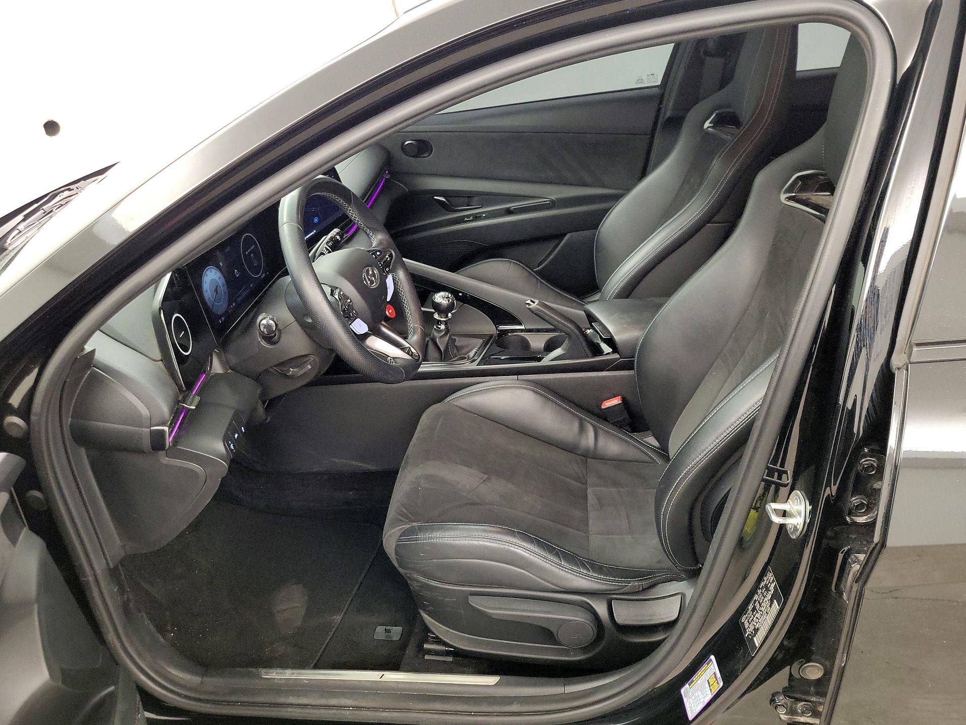 Thumbnail: 2023 Hyundai Elantra - 11