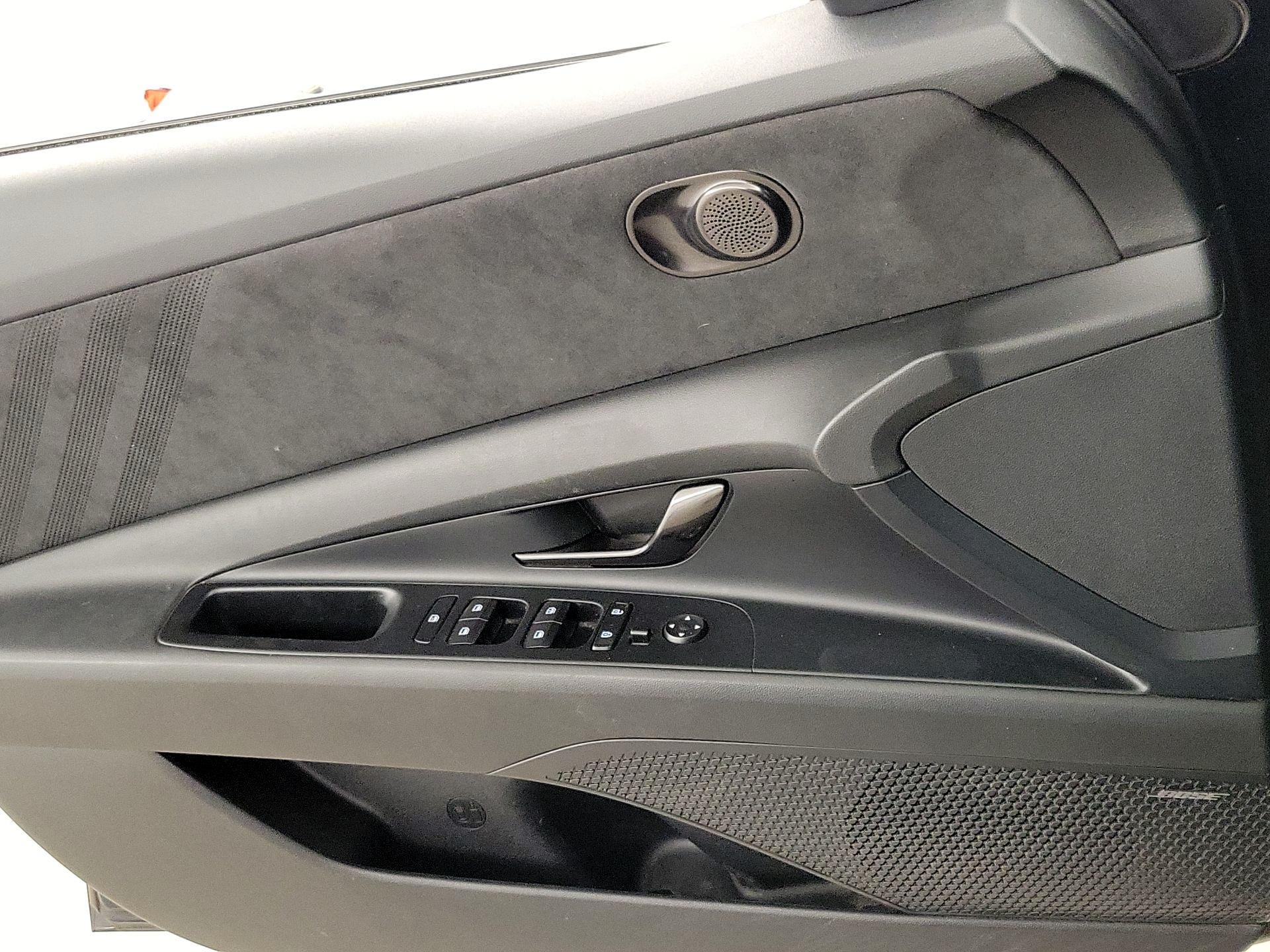 Thumbnail: 2023 Hyundai Elantra - 12