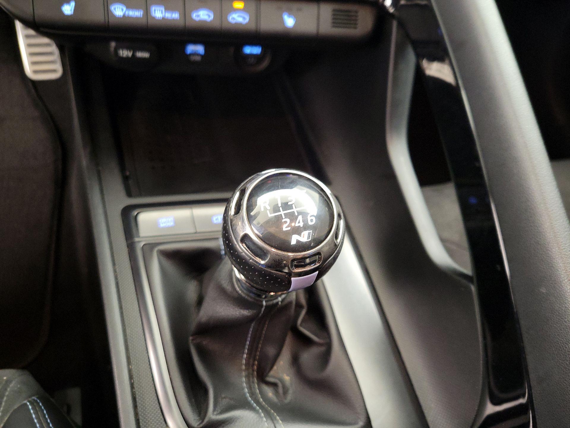 Thumbnail: 2023 Hyundai Elantra - 18