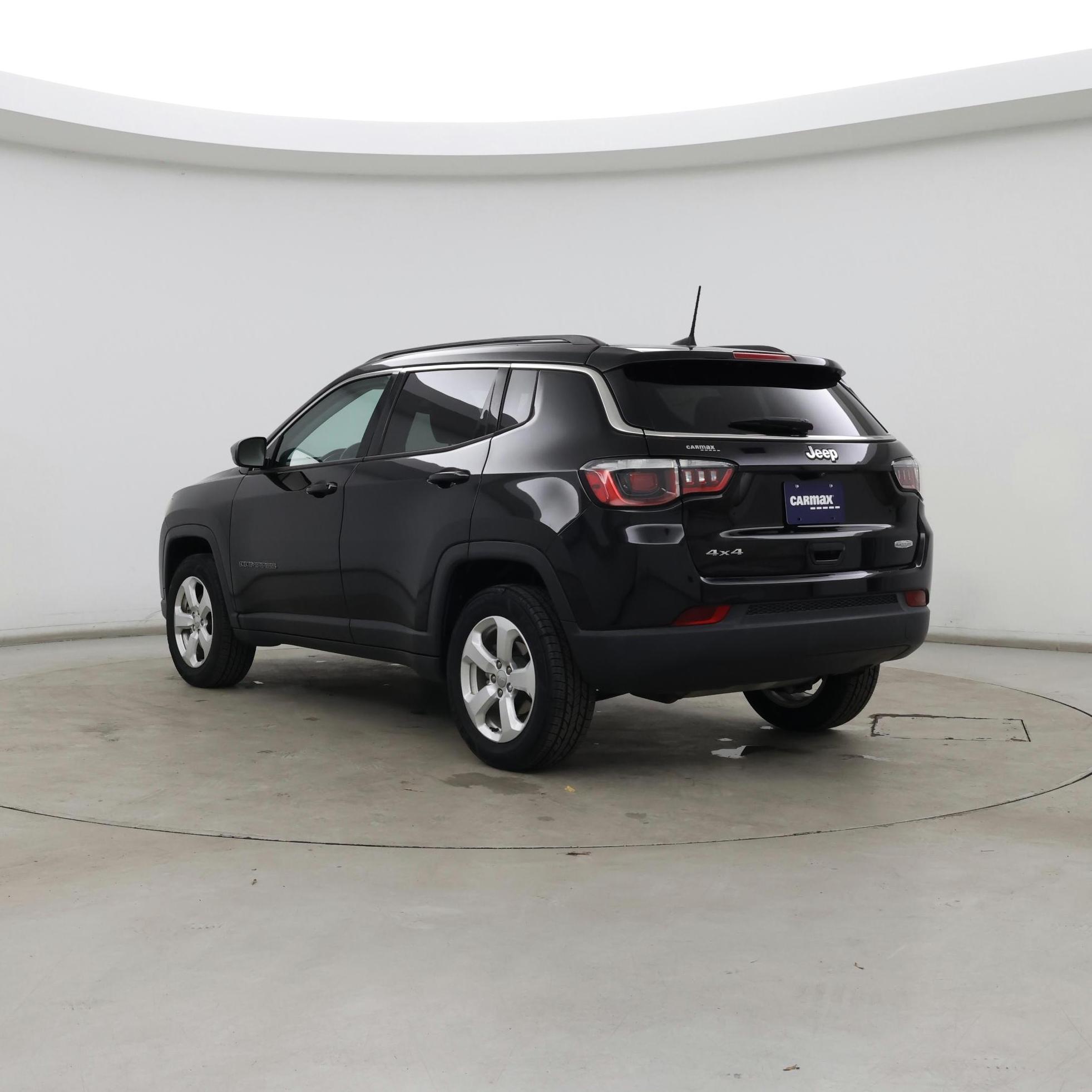 Thumbnail: 2019 Jeep Compass - 2