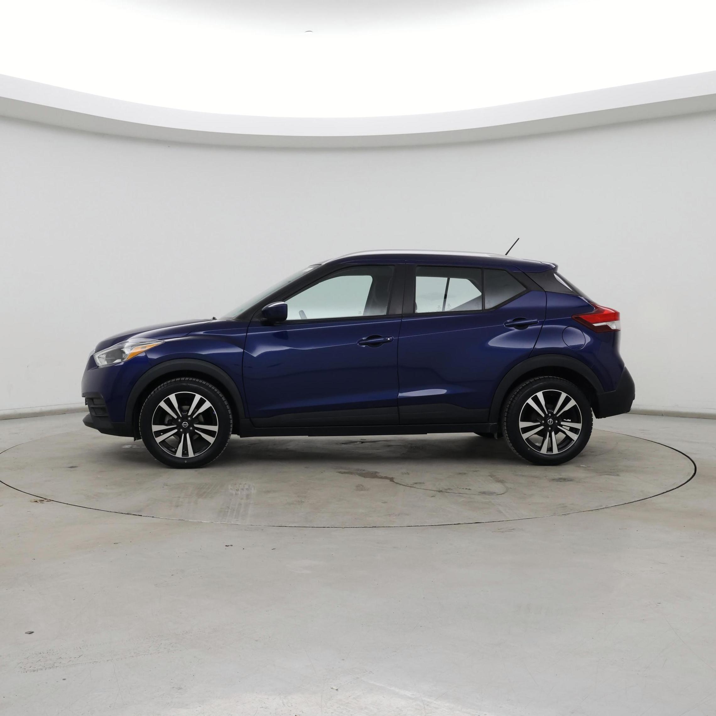 Thumbnail: 2019 Nissan Kicks - 3