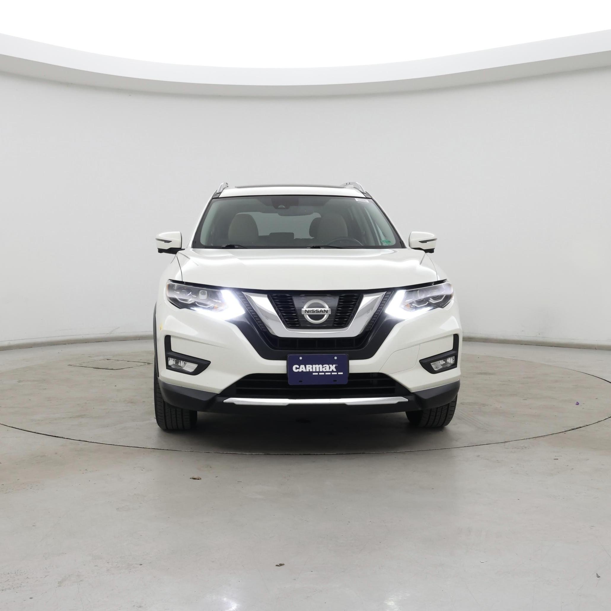 Thumbnail: 2017 Nissan Rogue - 5