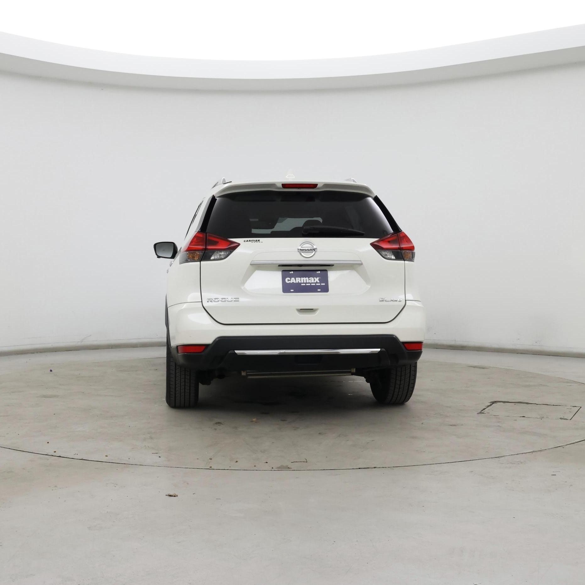 Thumbnail: 2017 Nissan Rogue - 6