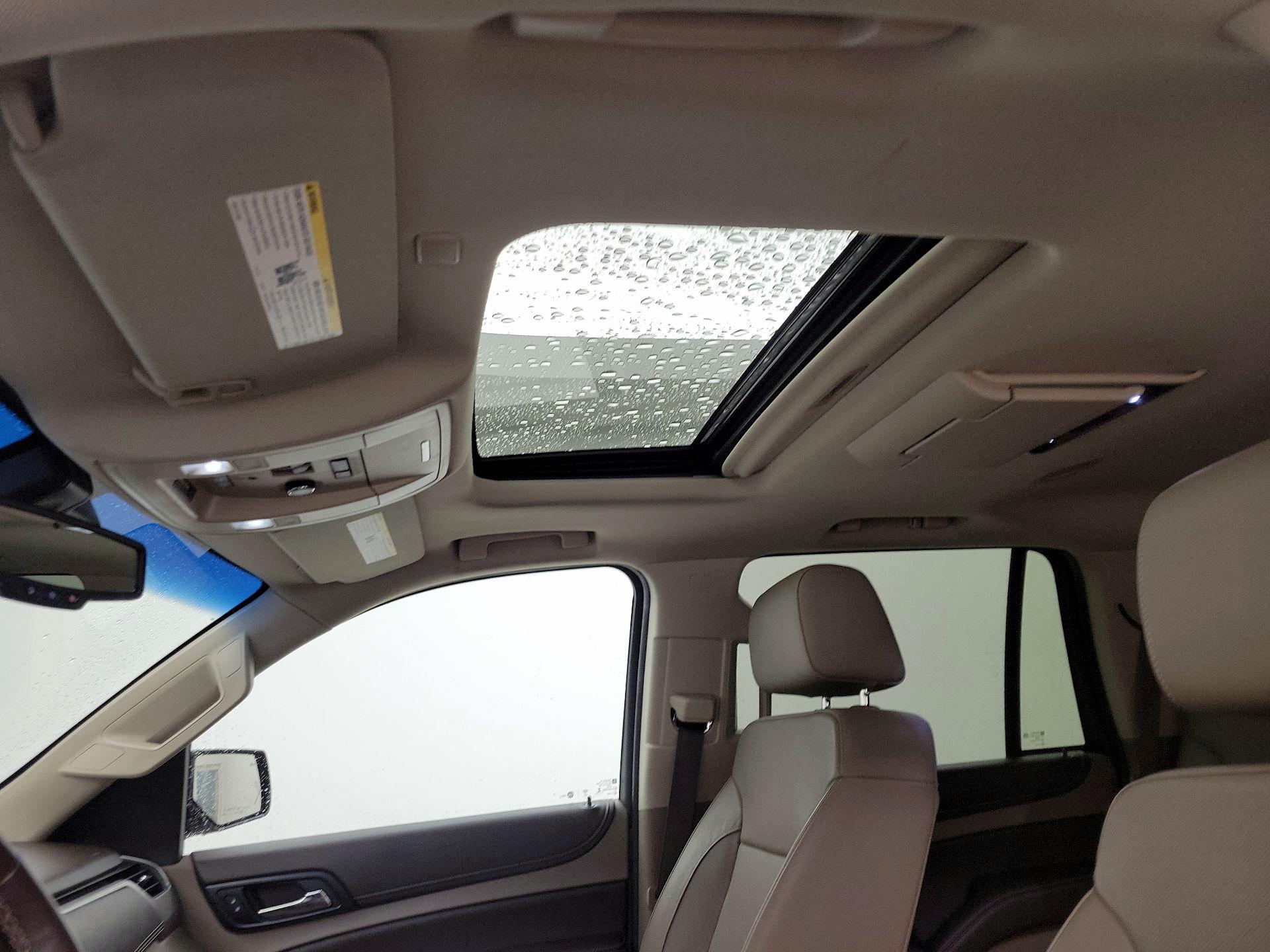 Thumbnail: 2017 Chevrolet Tahoe - 20