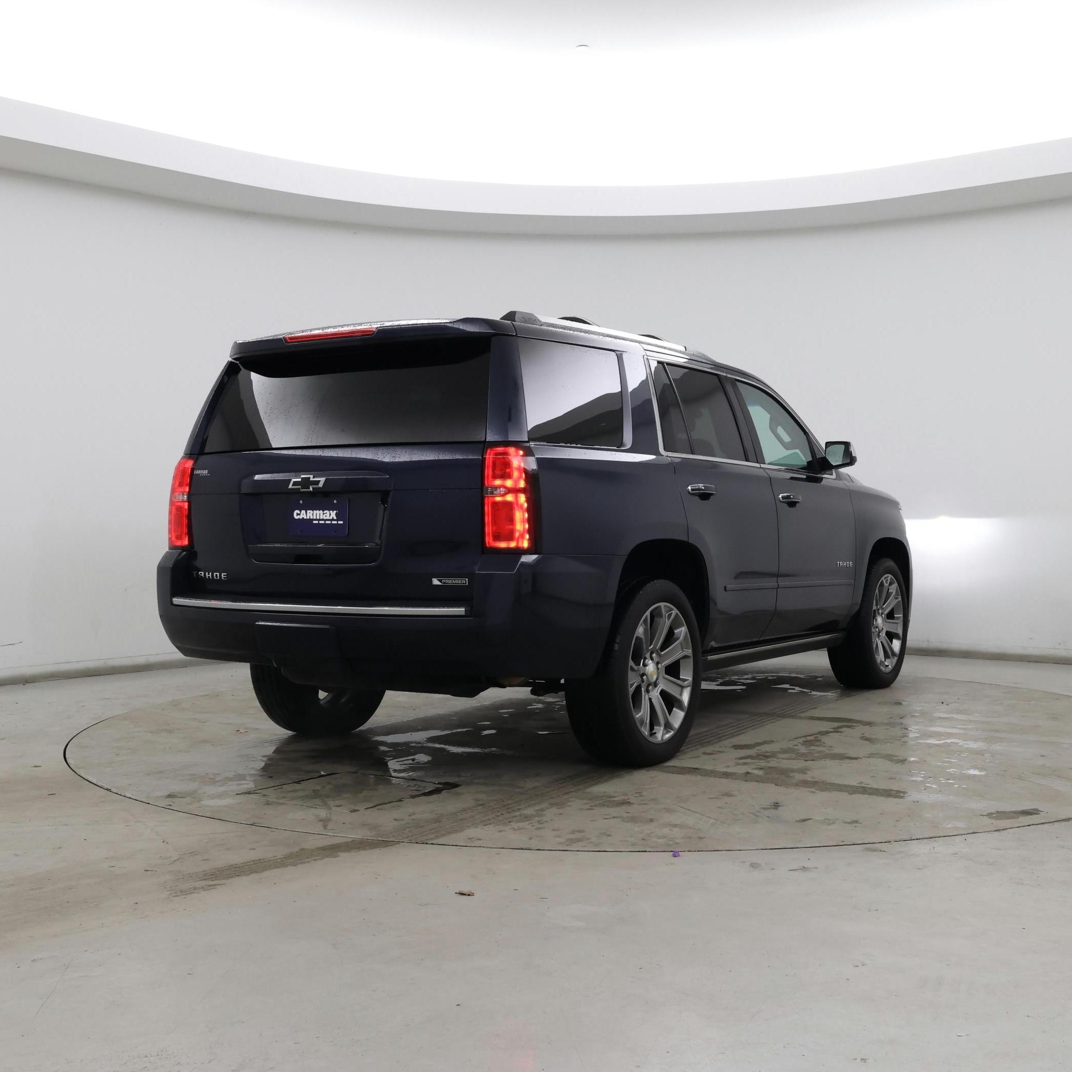 Thumbnail: 2017 Chevrolet Tahoe - 8