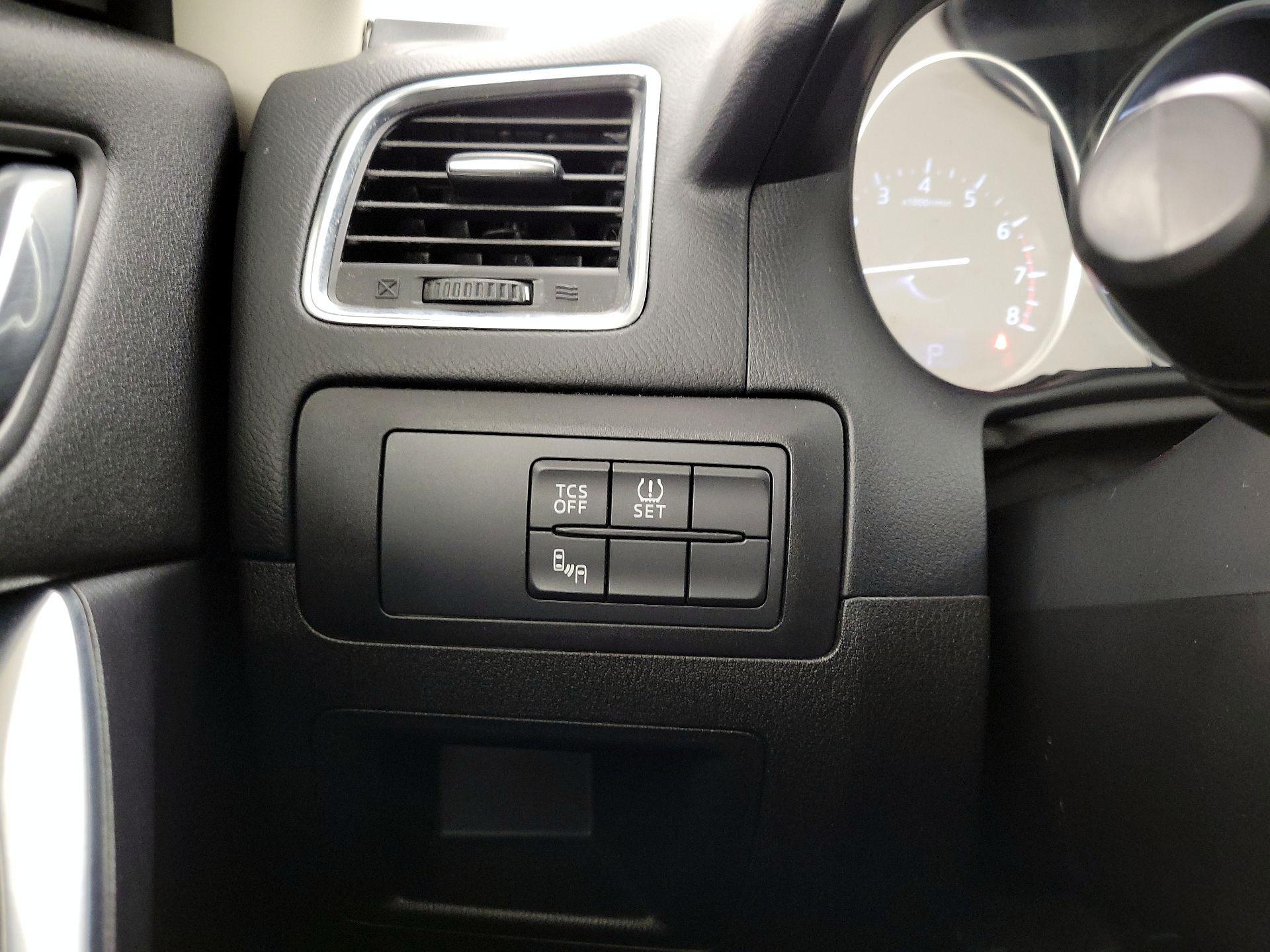 Thumbnail: 2016 Mazda CX-5 - 13