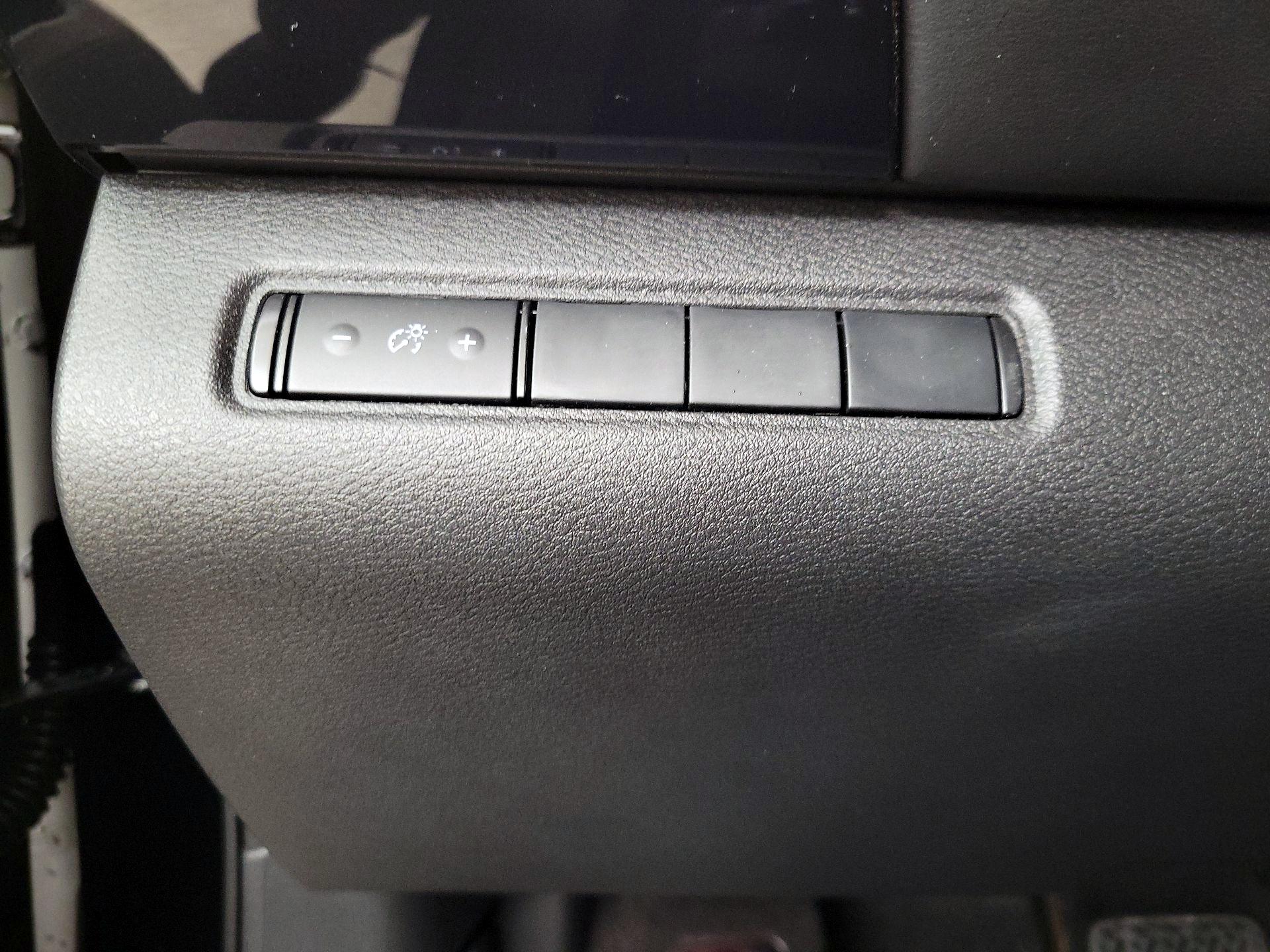 Thumbnail: 2025 Nissan Pathfinder - 13