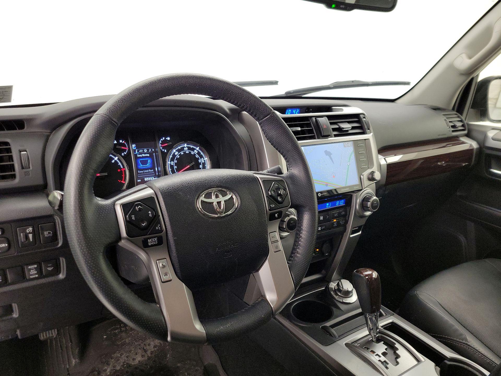 Thumbnail: 2022 Toyota 4Runner - 9