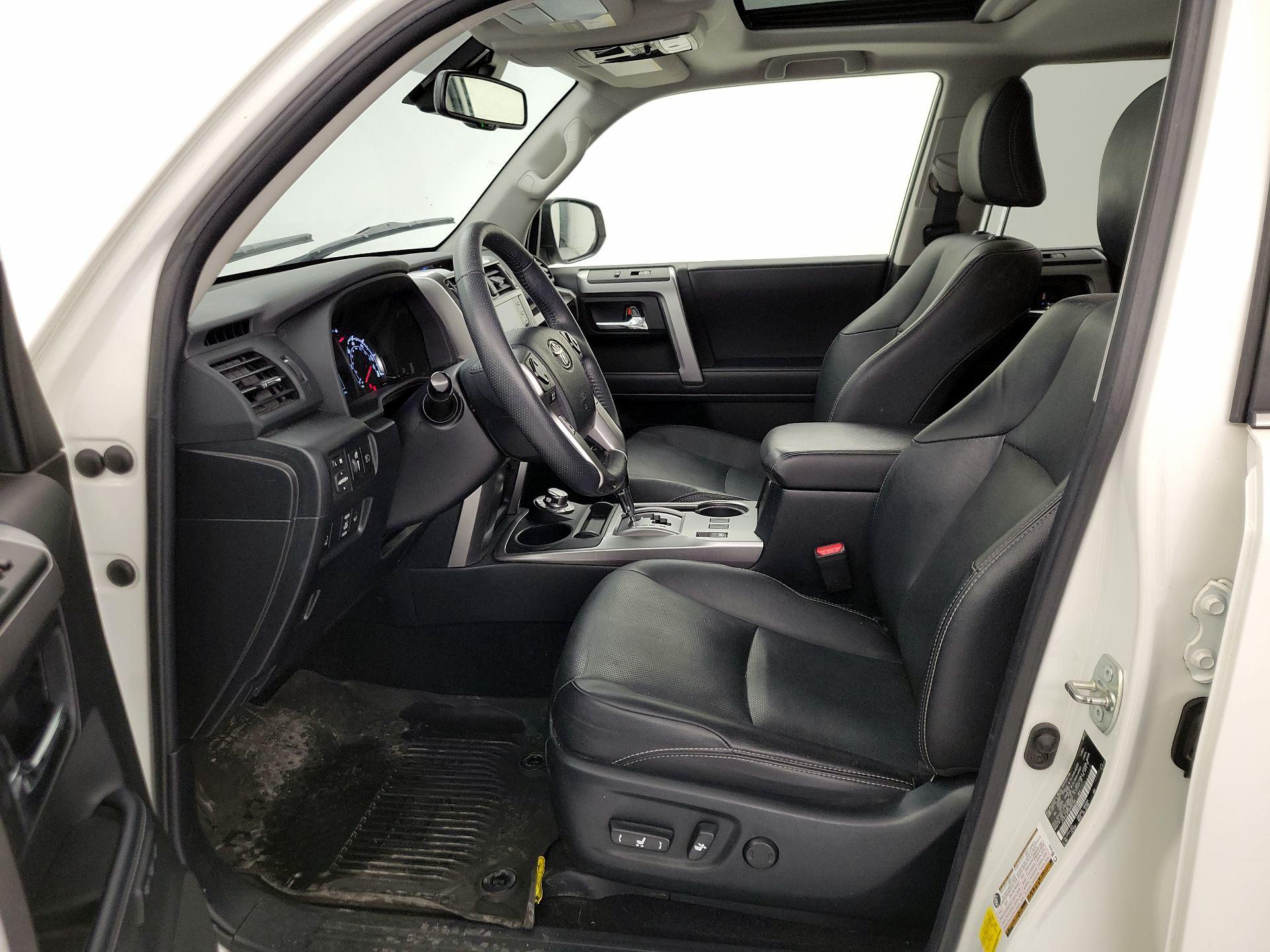 Thumbnail: 2022 Toyota 4Runner - 11