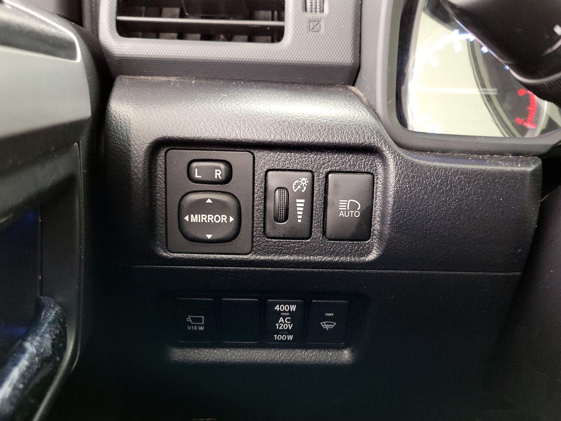 Thumbnail: 2022 Toyota 4Runner - 13