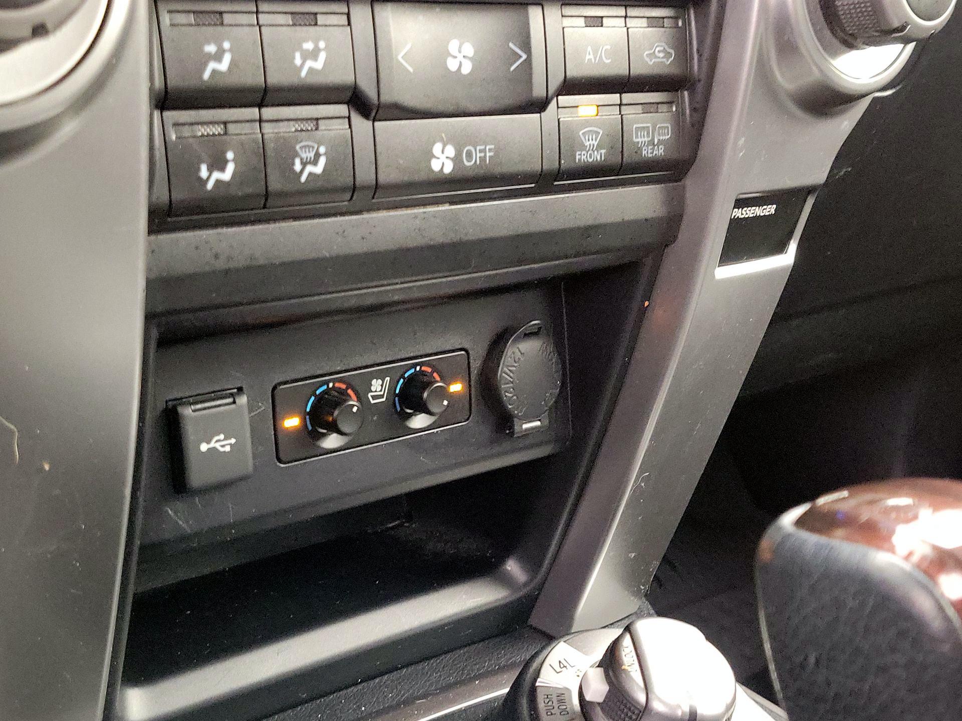 Thumbnail: 2022 Toyota 4Runner - 19