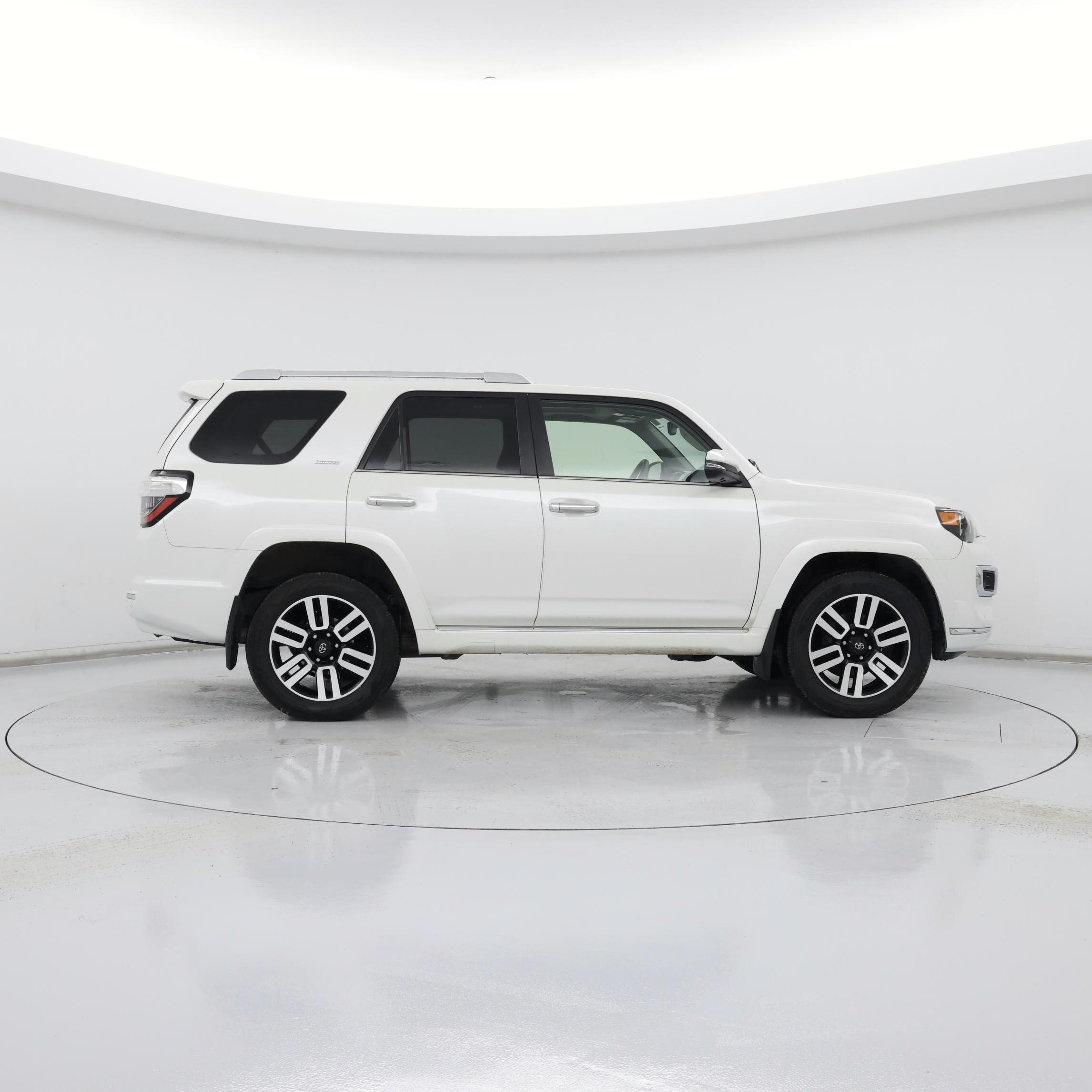 Thumbnail: 2022 Toyota 4Runner - 7