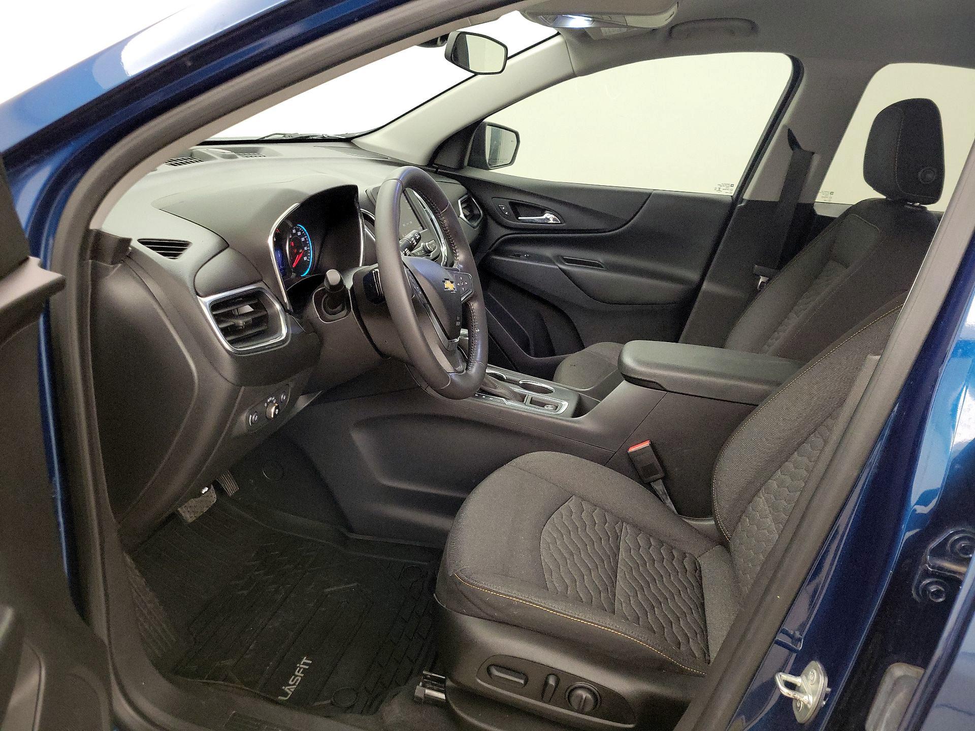 Thumbnail: 2021 Chevrolet Equinox - 11