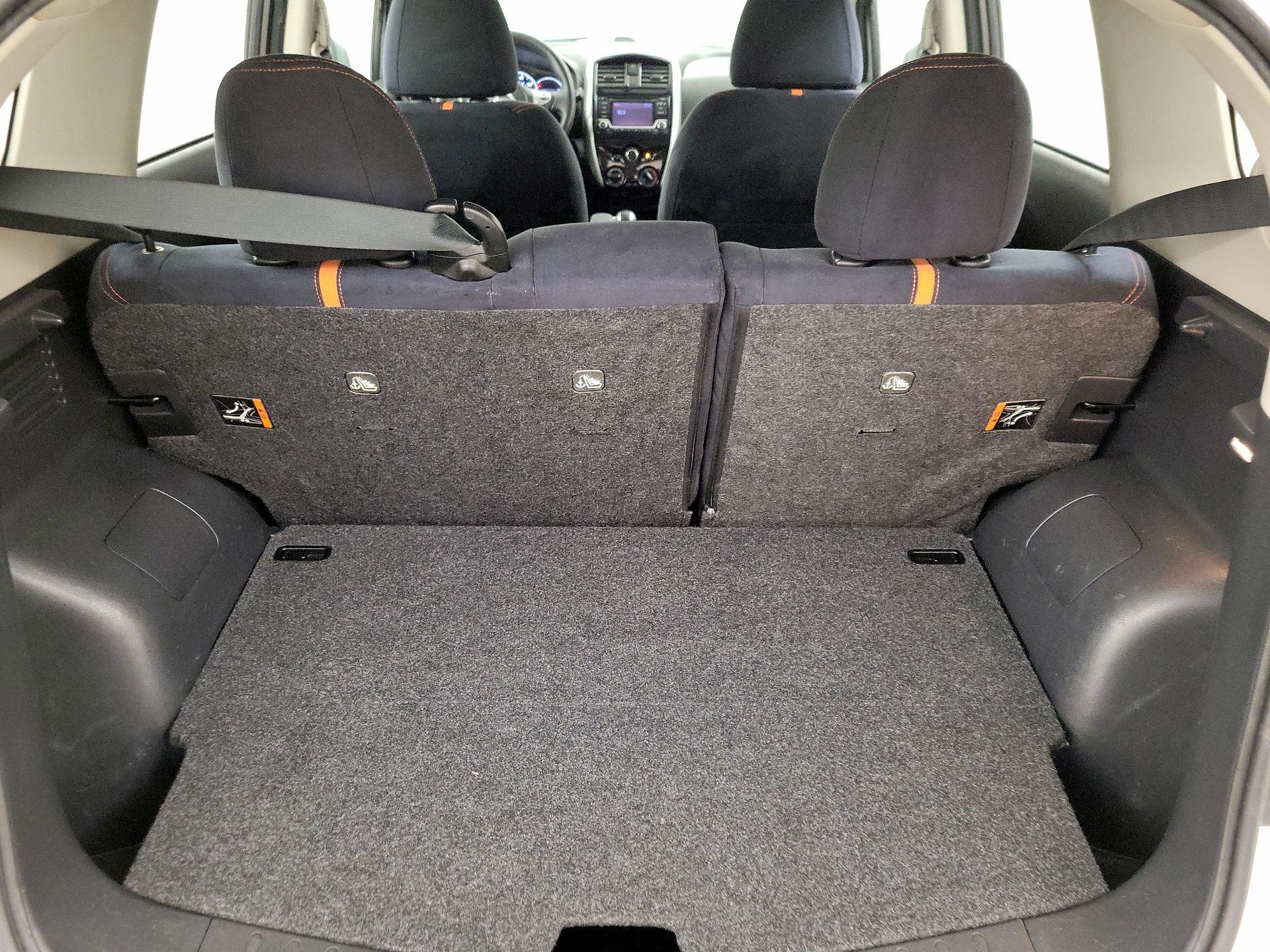 Thumbnail: 2016 Nissan Versa Note - 20