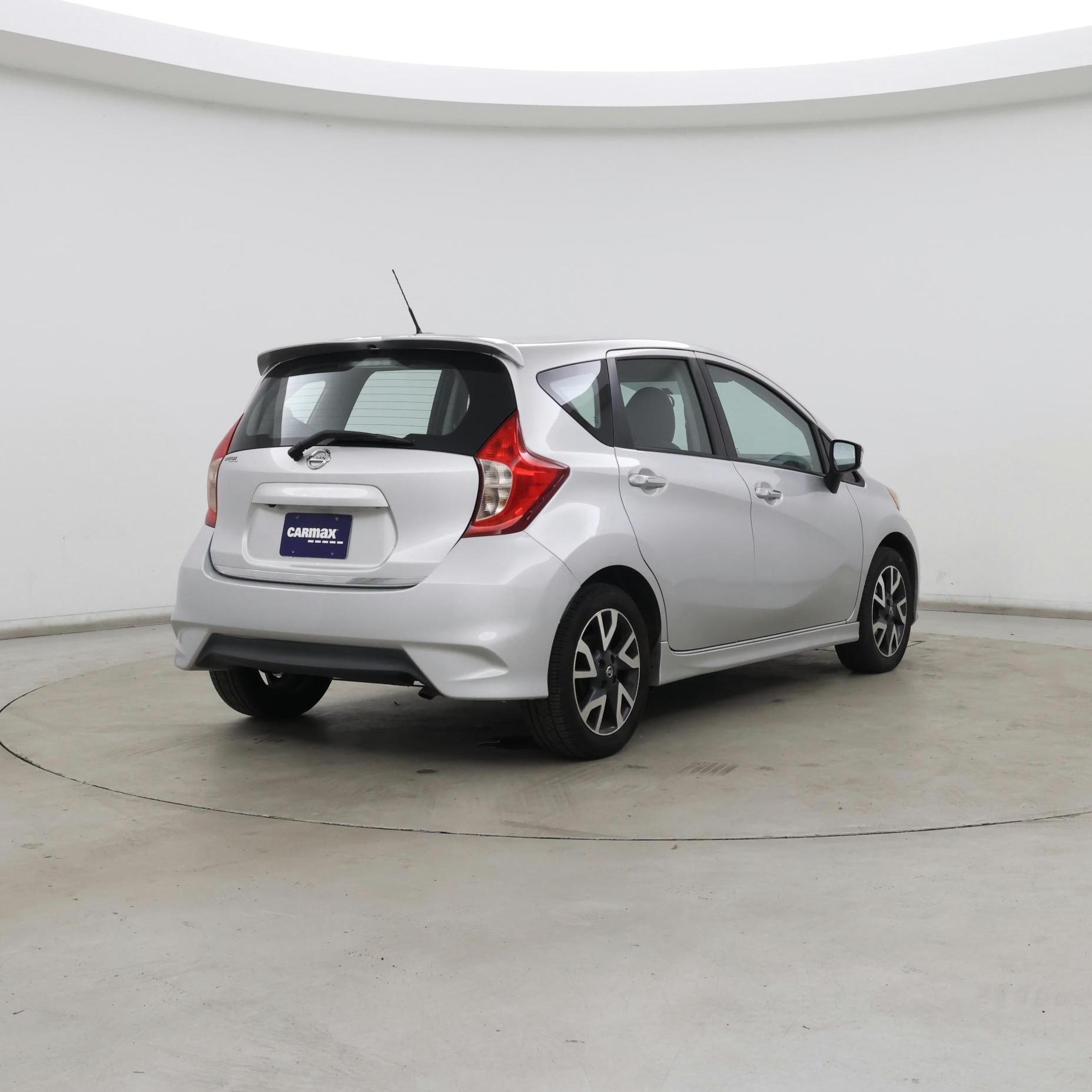 Thumbnail: 2016 Nissan Versa Note - 8