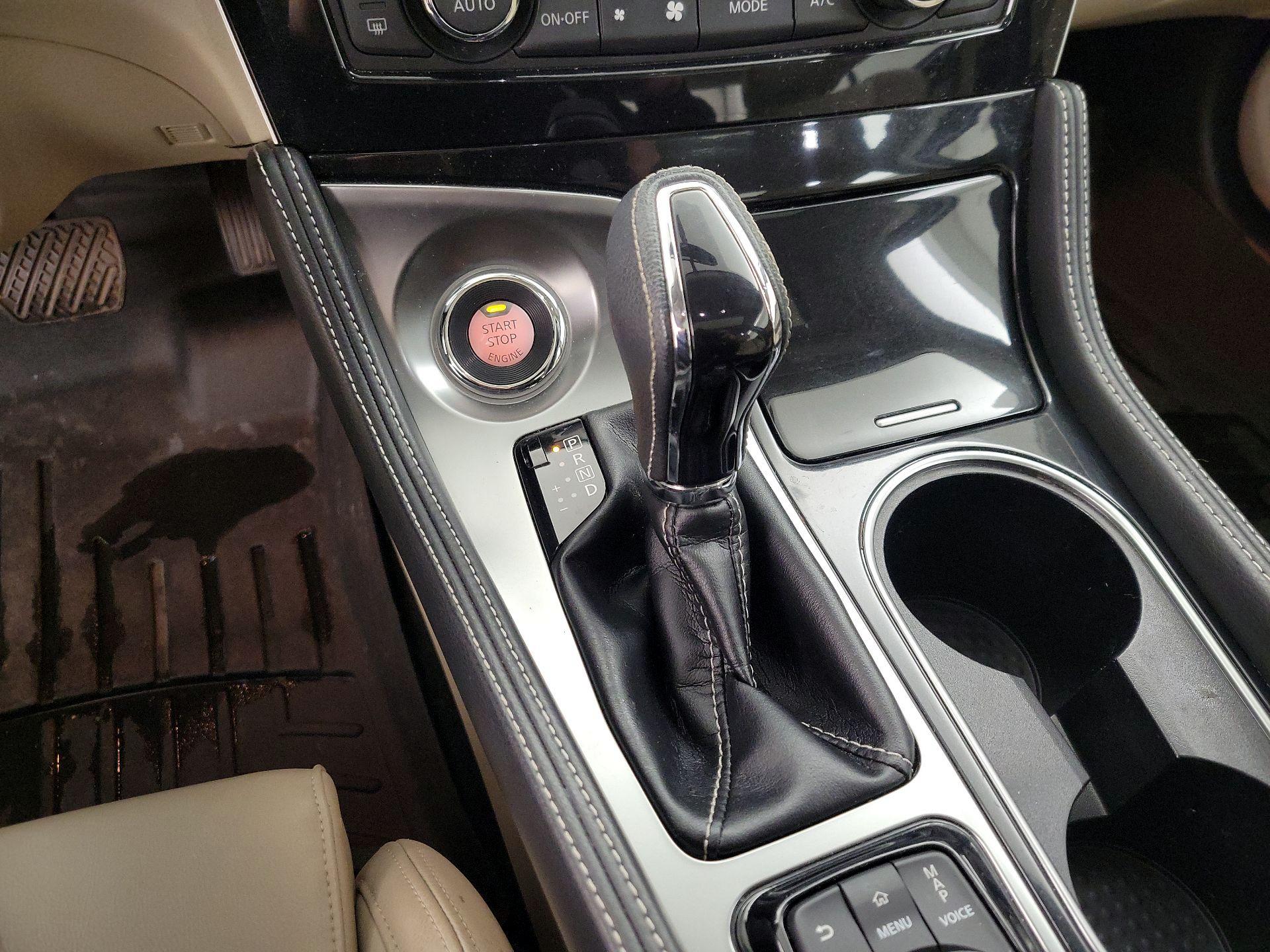 Thumbnail: 2017 Nissan Maxima - 18