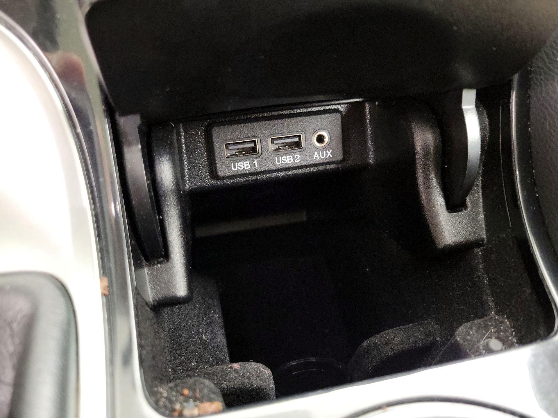 Thumbnail: 2017 Nissan Maxima - 19