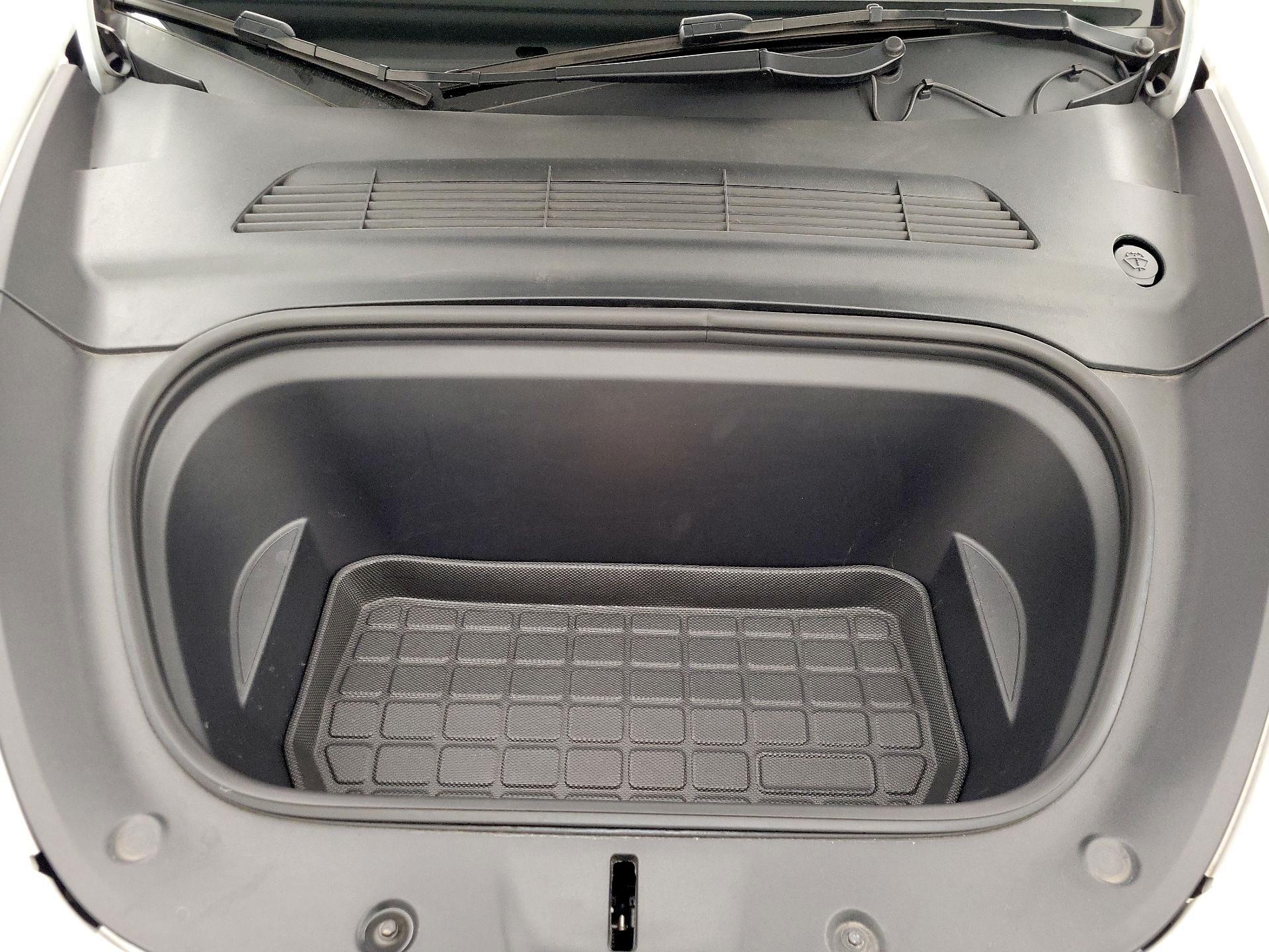 Thumbnail: 2022 Tesla Model Y - 20