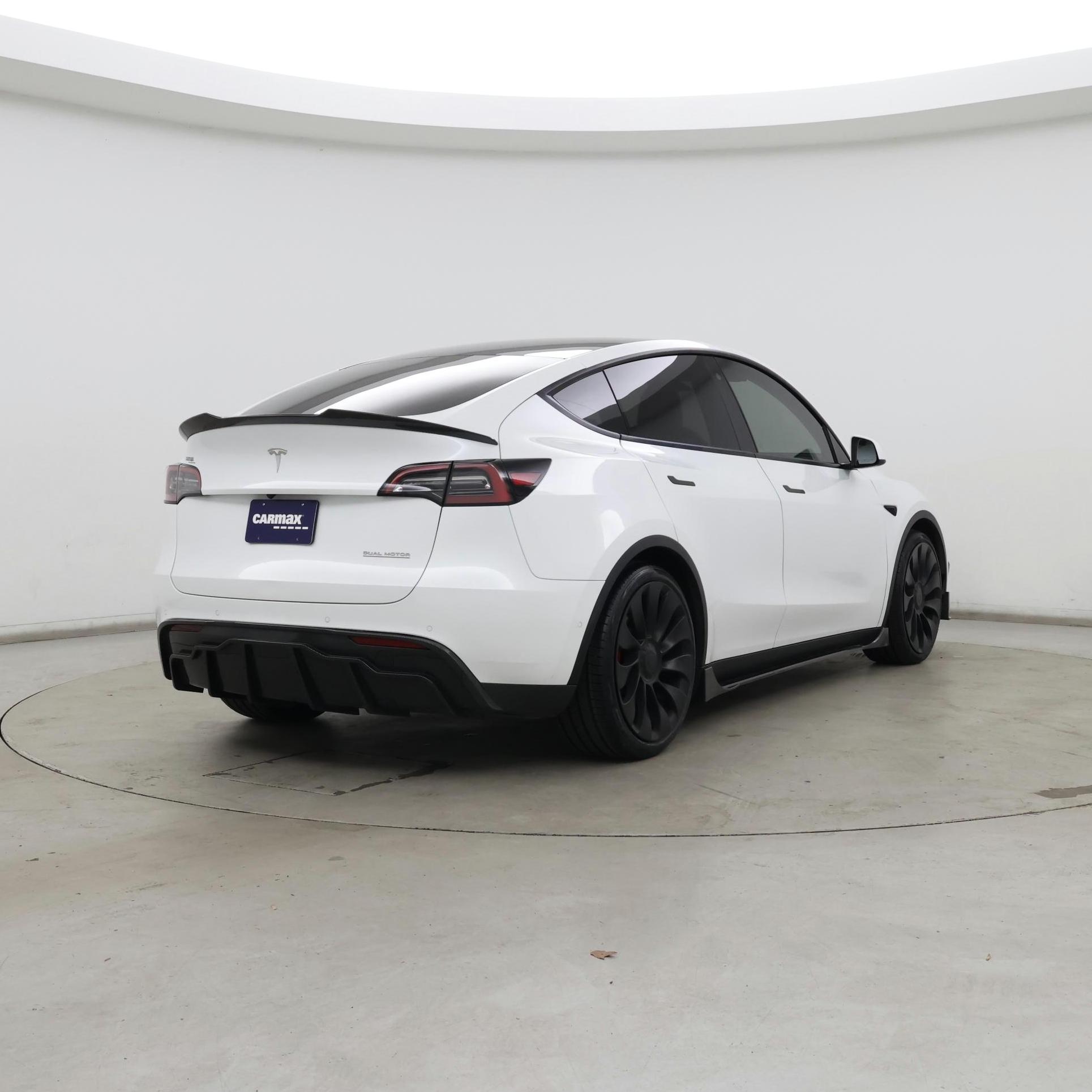 Thumbnail: 2022 Tesla Model Y - 8