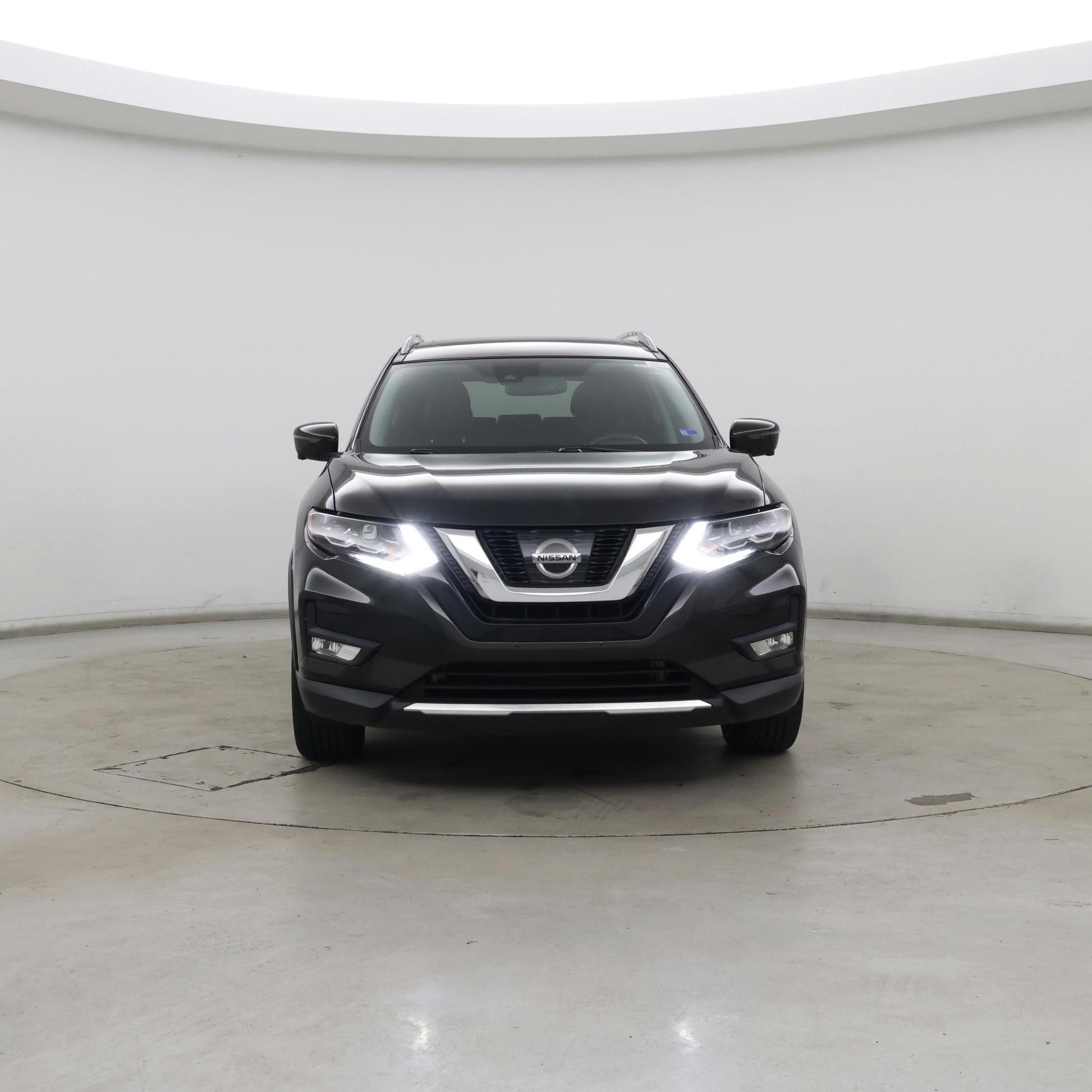 Thumbnail: 2017 Nissan Rogue - 5