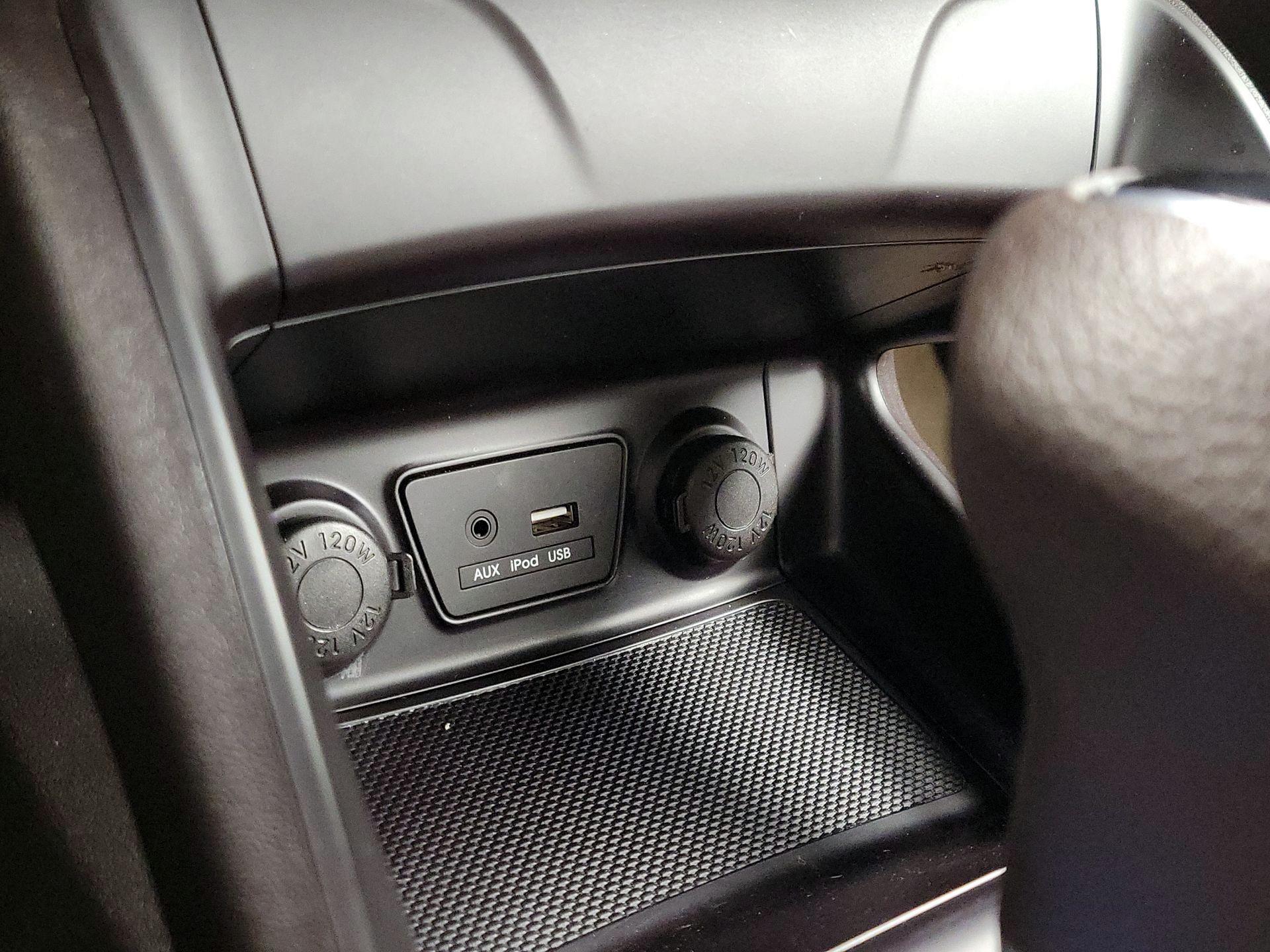 Thumbnail: 2015 Hyundai Tucson - 17