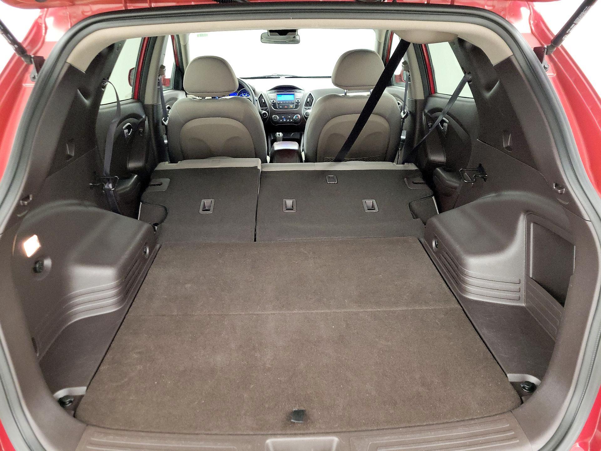 Thumbnail: 2015 Hyundai Tucson - 20