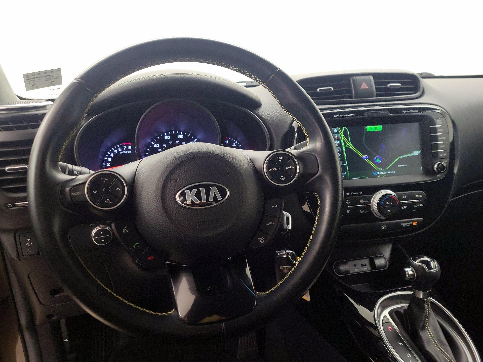 Thumbnail: 2015 Kia Soul - 10