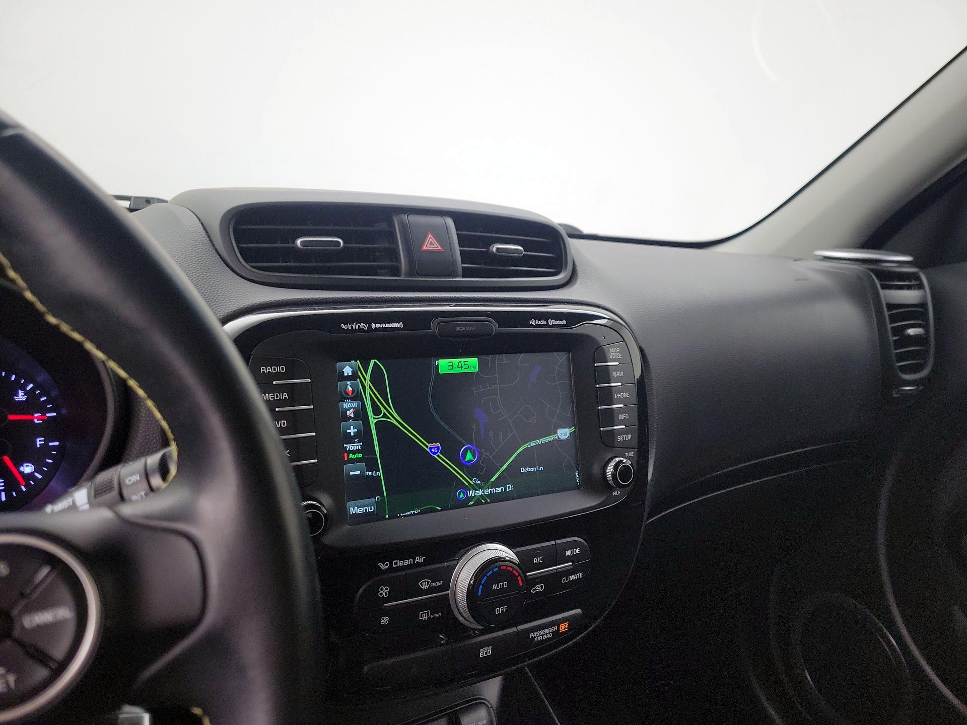 Thumbnail: 2015 Kia Soul - 14