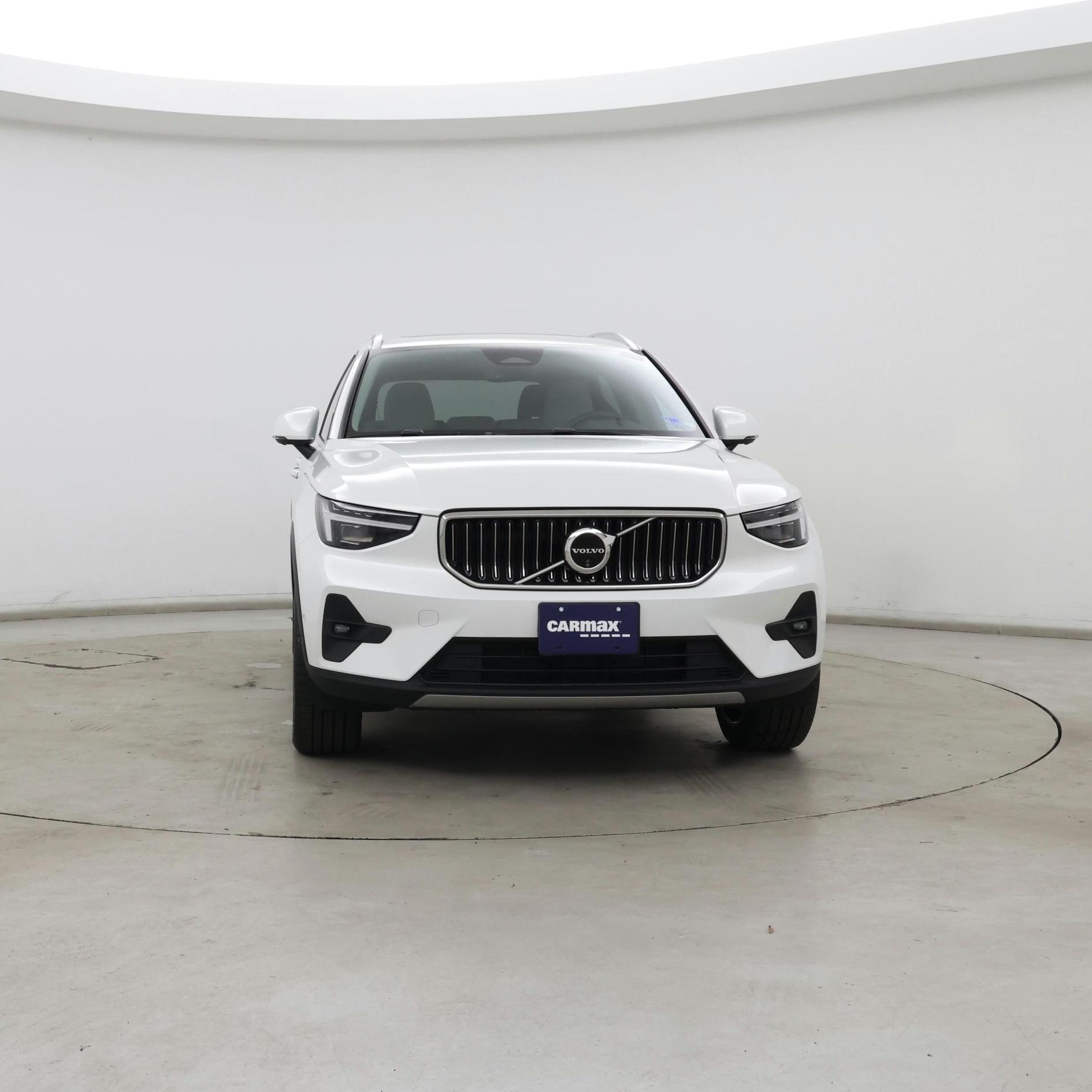 Thumbnail: 2024 Volvo XC40 - 5