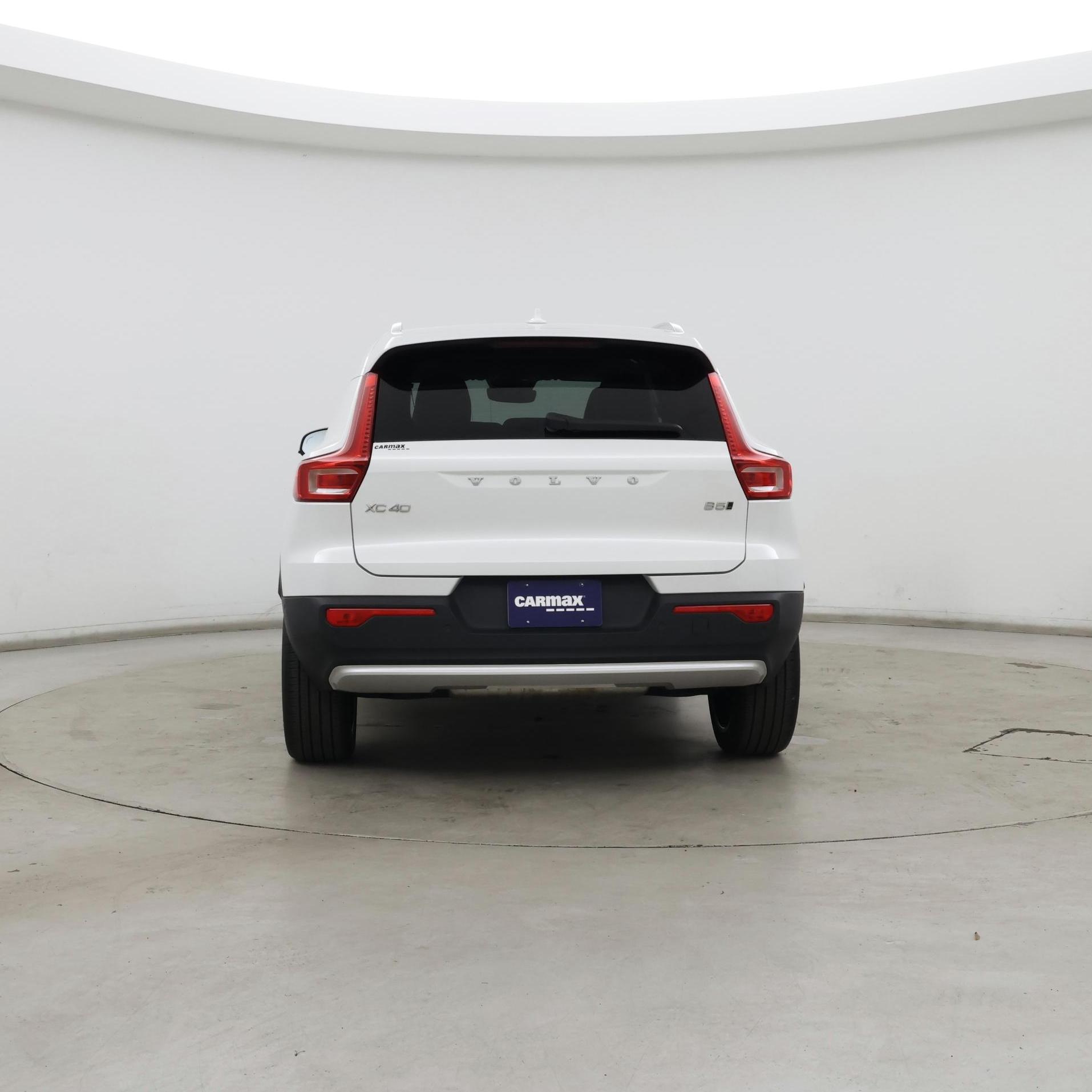 Thumbnail: 2024 Volvo XC40 - 6