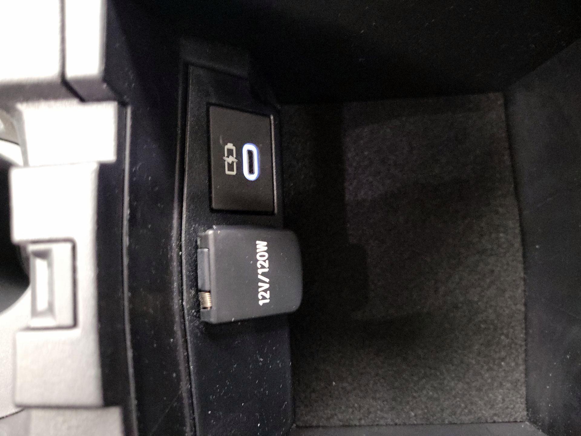 Thumbnail: 2024 Toyota Corolla - 18